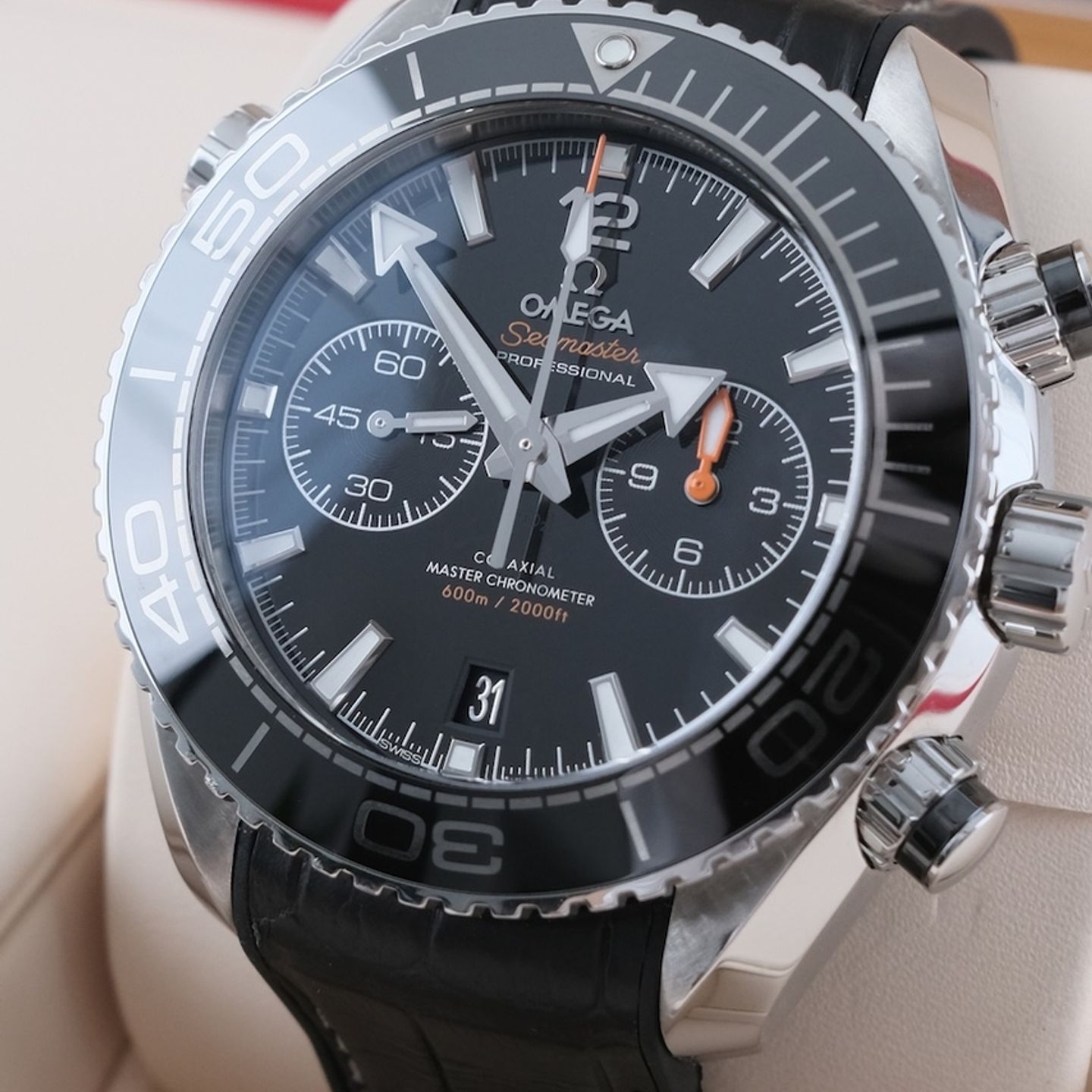 Omega Seamaster Planet Ocean Chronograph 215.33.46.51.01.001 - (4/8)
