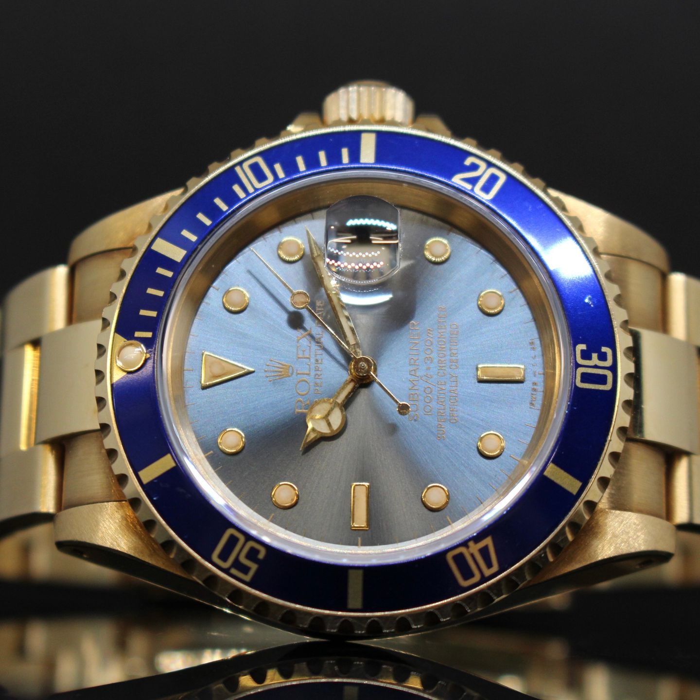Rolex Submariner Date 16618 (1986) - Blue dial 40 mm Yellow Gold case (2/7)
