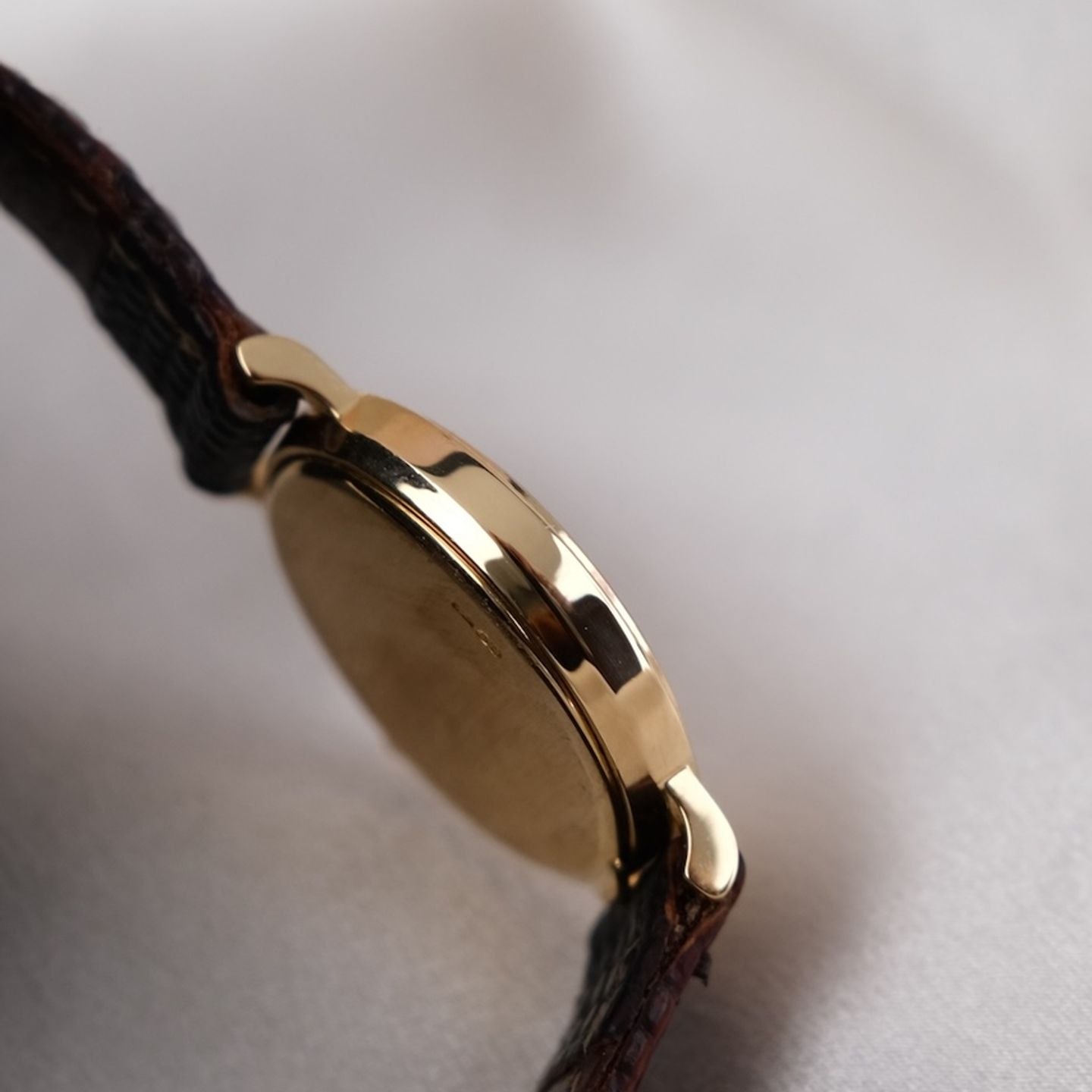 Patek Philippe Calatrava 4819 (1992) - White dial 26 mm Yellow Gold case (2/8)