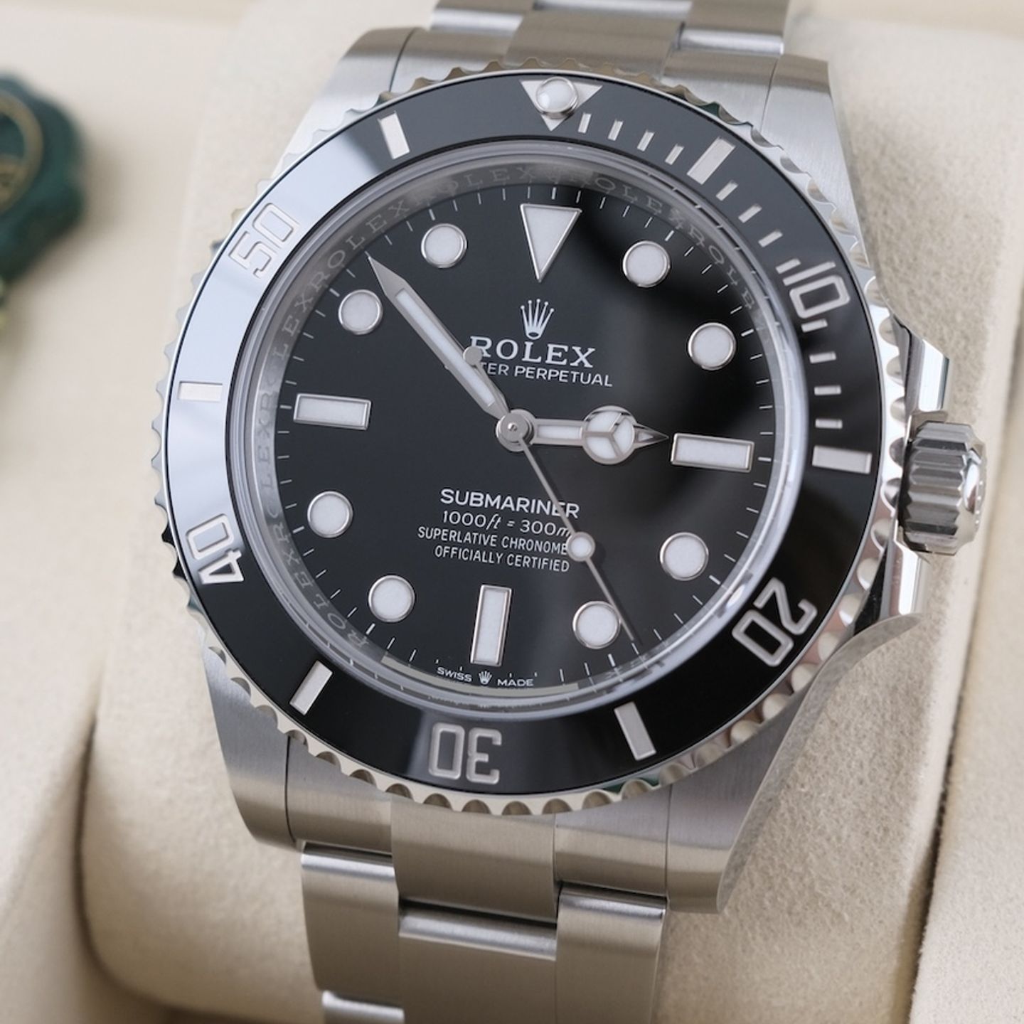 Rolex Submariner No Date 124060 - (3/8)