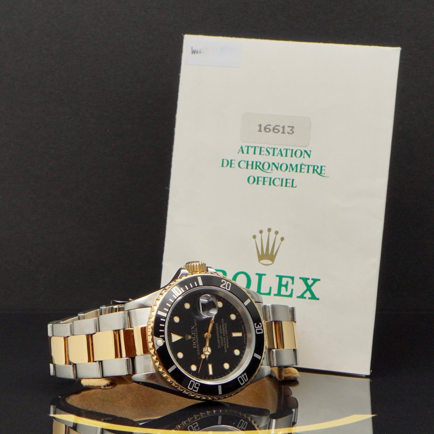 Rolex Submariner Date 16613 (1995) - Black dial 40 mm Gold/Steel case (5/7)
