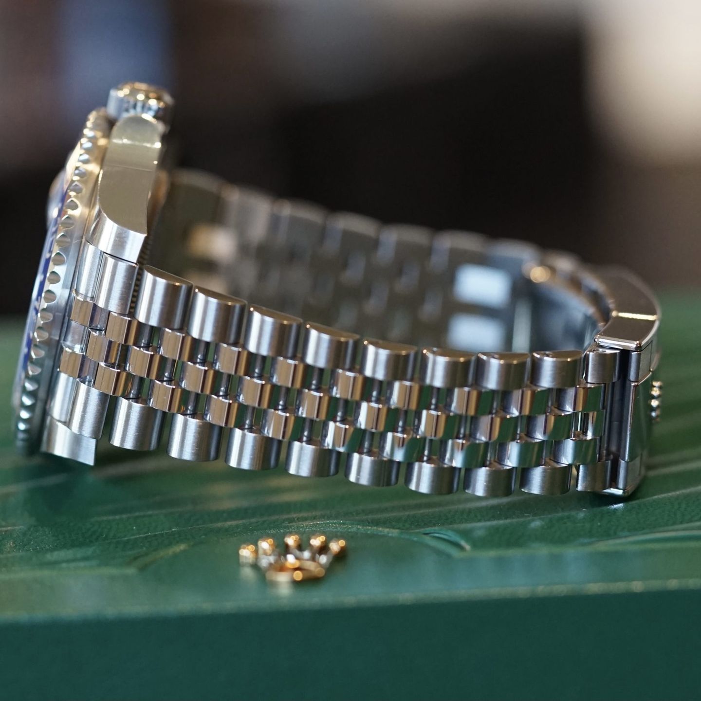 Rolex GMT-Master II 126710BLNR - (2/4)