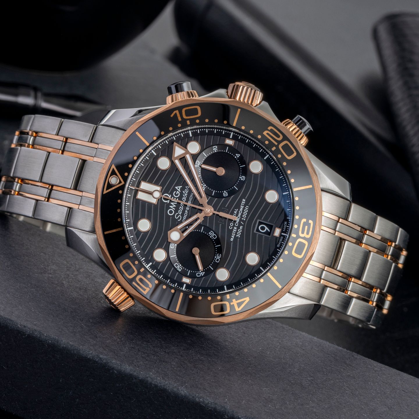 Omega Seamaster Diver 300 M 210.20.44.51.01.001 - (2/8)
