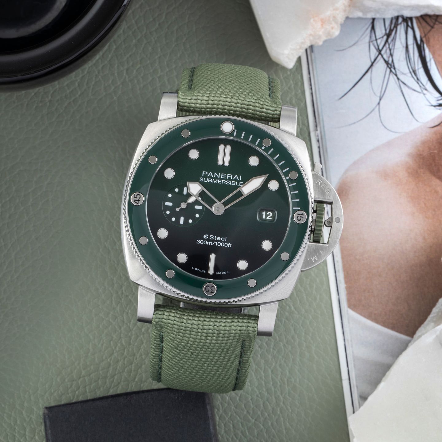 Panerai Luminor Submersible PAM01287 (Unknown (random serial)) - Green dial 44 mm Steel case (1/8)