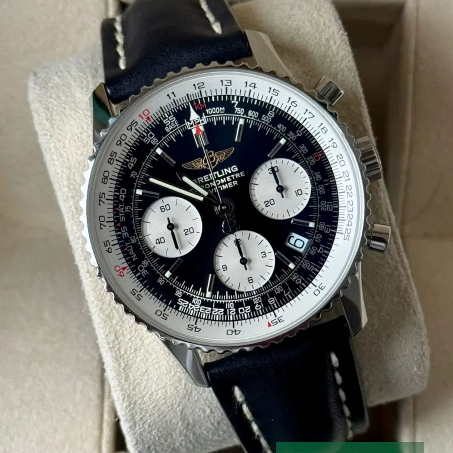 Breitling Navitimer A23322 - (1/7)