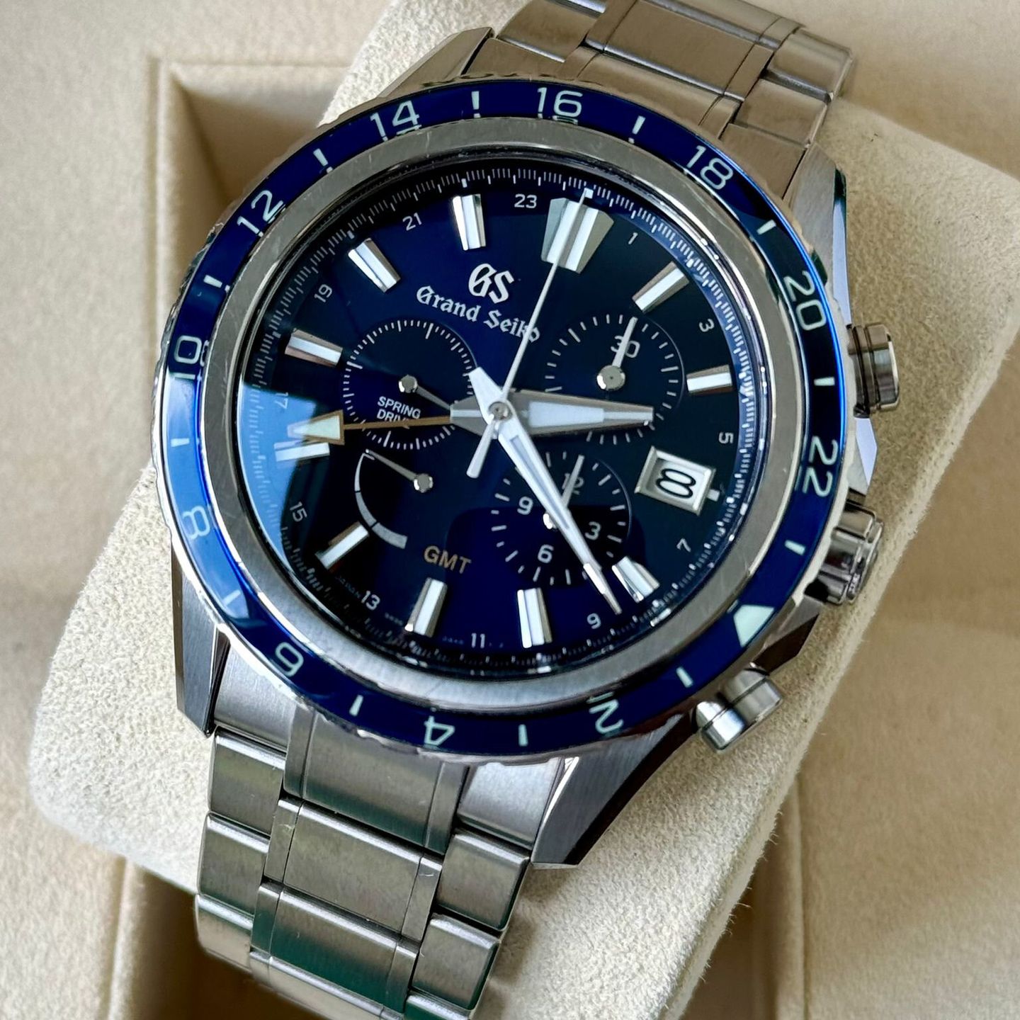 Grand Seiko Sport Collection SBGC249 (2022) - Blauw wijzerplaat 45mm Titanium (3/7)