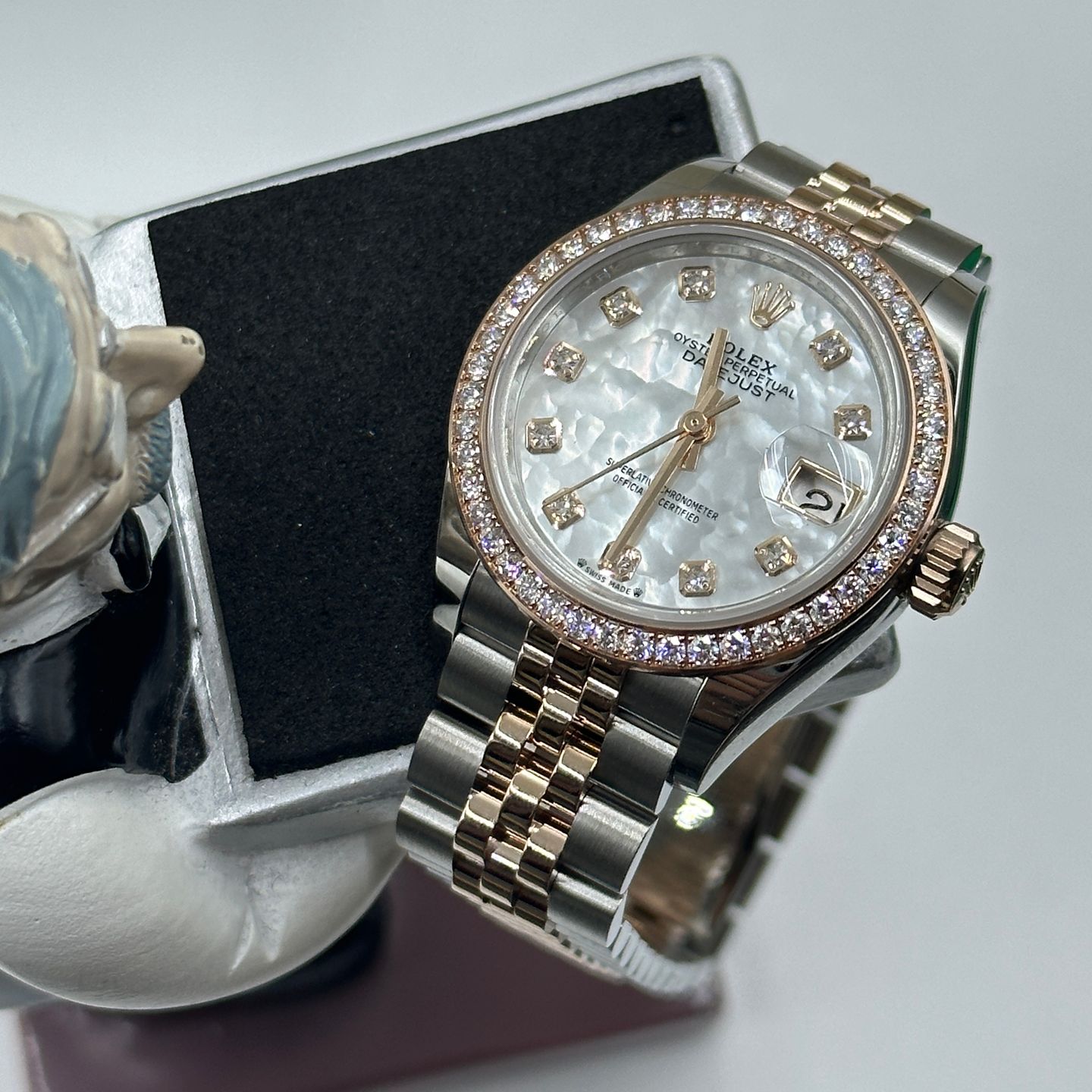 Rolex Lady-Datejust 279381RBR (2024) - Parelmoer wijzerplaat 28mm Goud/Staal (1/8)