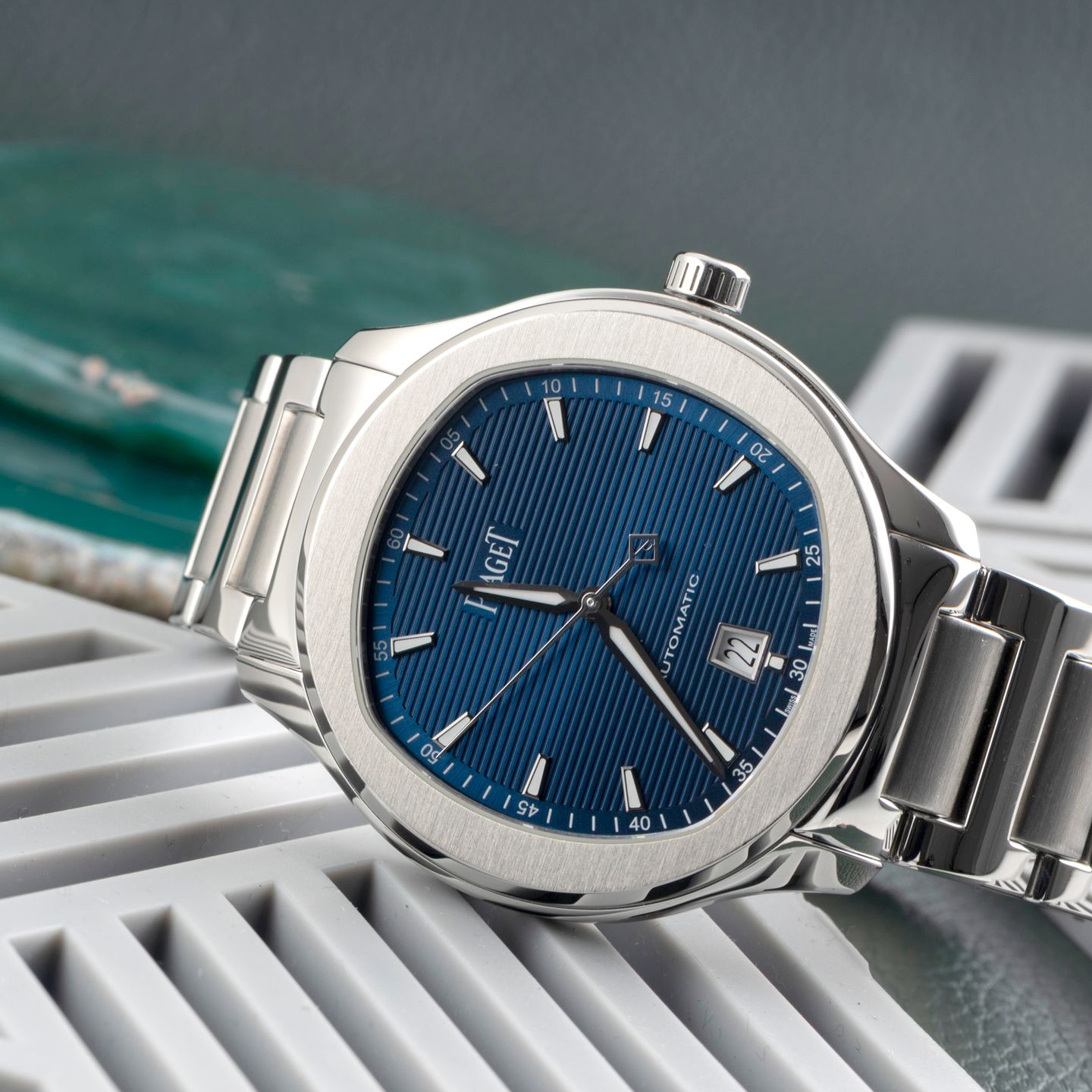 Piaget Polo S G0A41002 (Onbekend (willekeurig serienummer)) - Blauw wijzerplaat 42mm Staal (2/8)