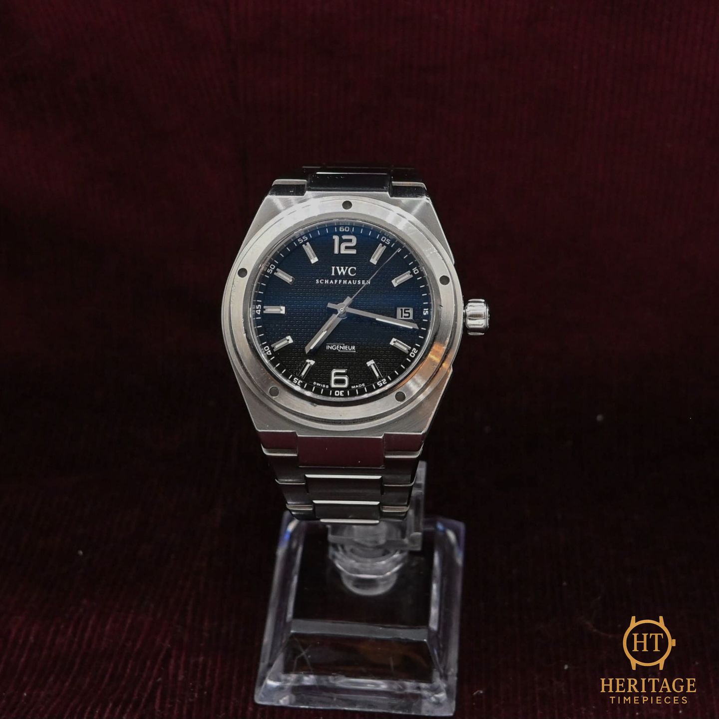 IWC Ingenieur Automatic IW322701 (2010) - Zwart wijzerplaat 43mm Staal (3/8)