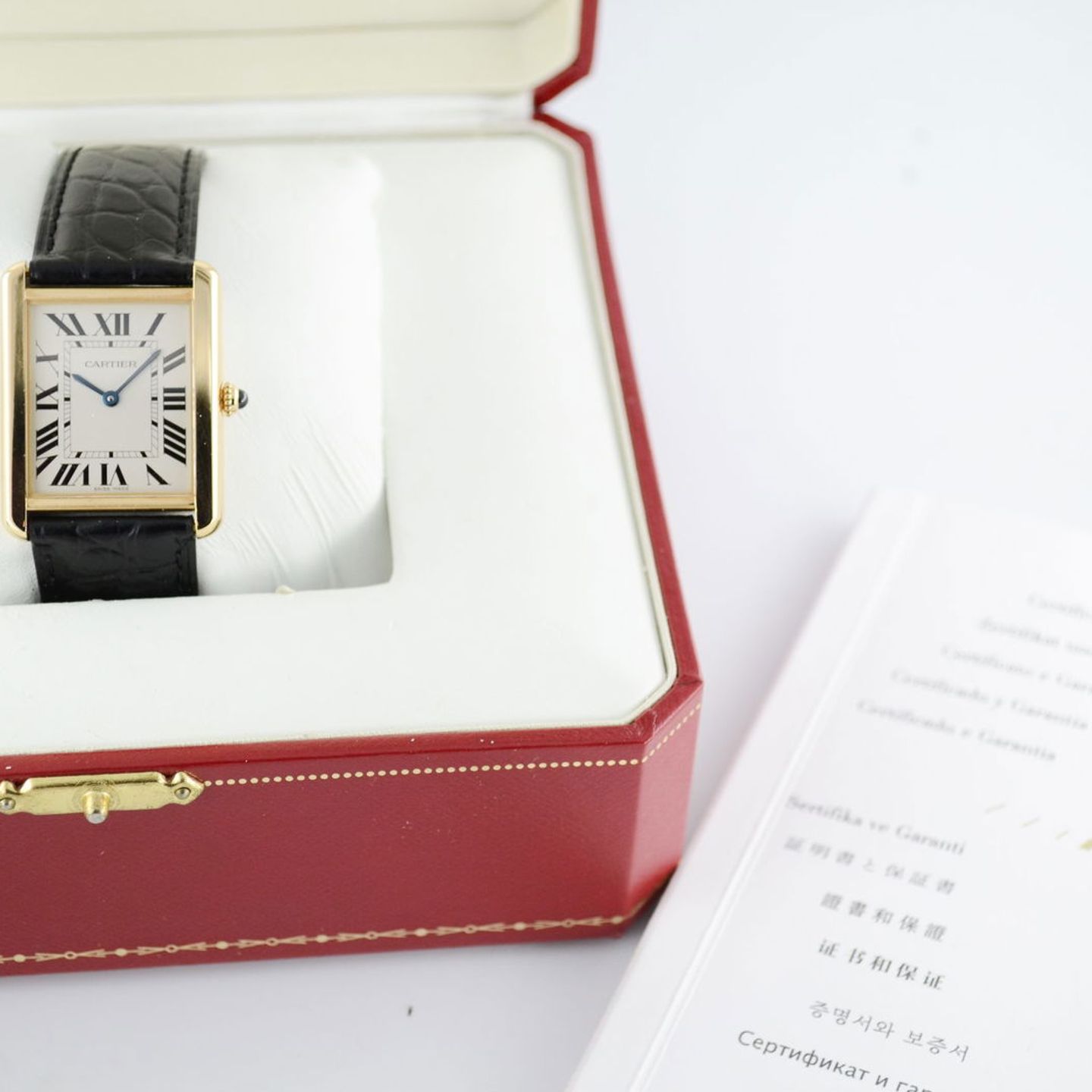 Cartier Tank Solo W5200004 (2014) - Silver dial 35 mm Yellow Gold case (2/7)