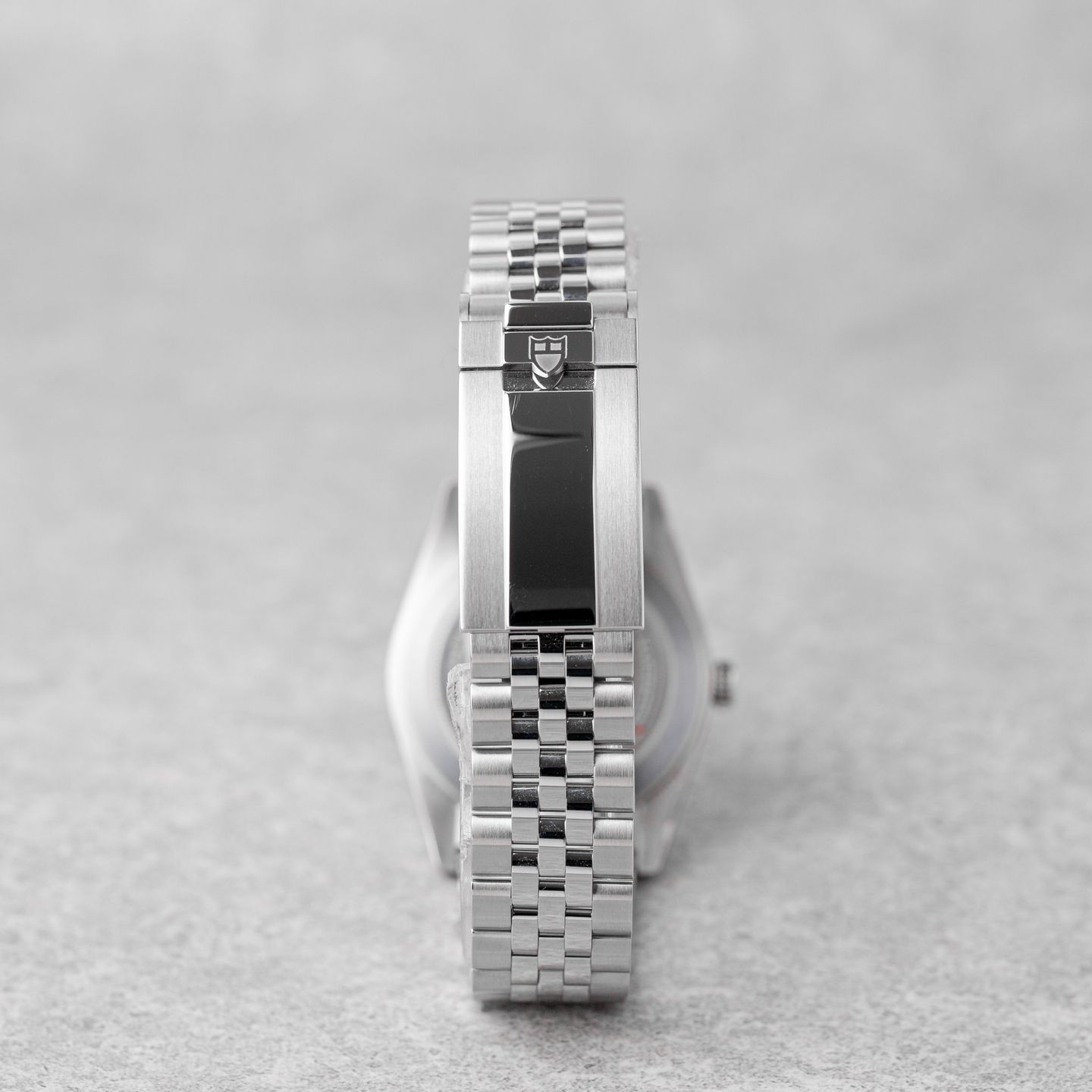 Tudor Black Bay Fifty-Eight 79030B (2026) - Blue dial 39 mm Steel case (6/8)