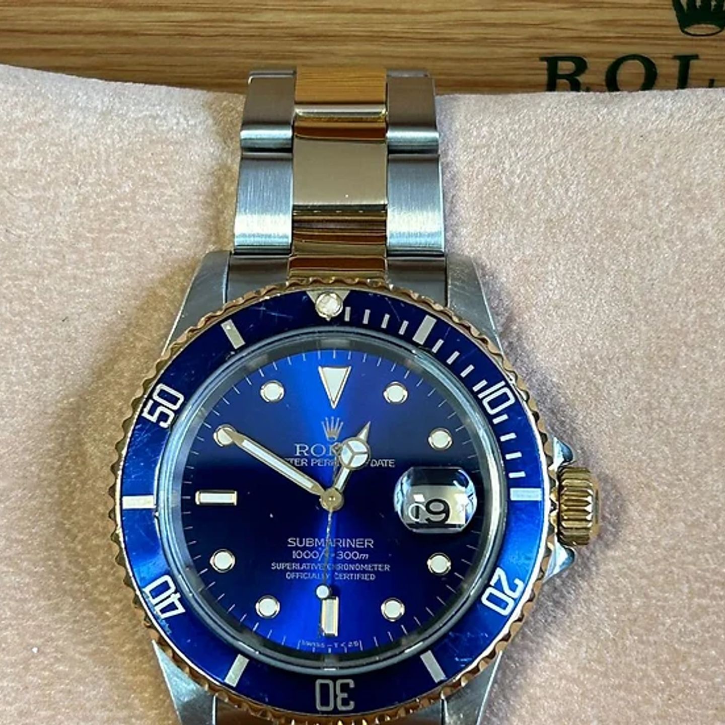 Rolex Submariner Date 16613 (1990) - Blue dial 40 mm Gold/Steel case (7/7)