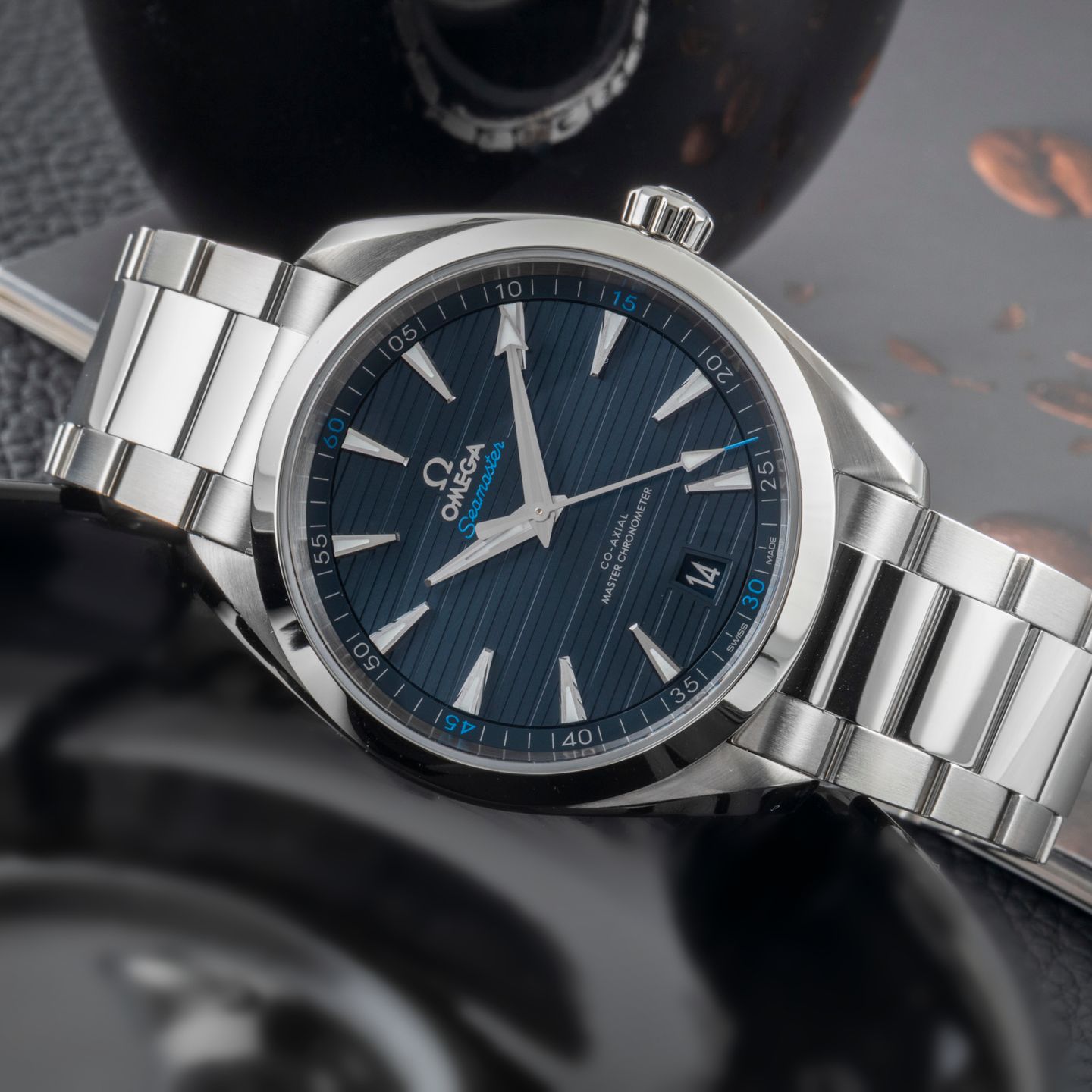 Omega Seamaster Aqua Terra 220.10.41.21.03.001 - (2/8)
