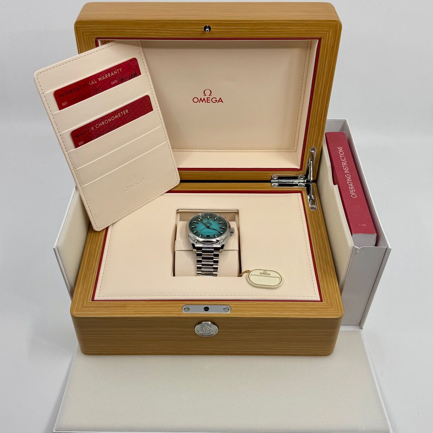 Omega Seamaster Planet Ocean Chronograph 215.30.46.51.01.001 (2026) - Zwart wijzerplaat 46mm Staal (3/8)