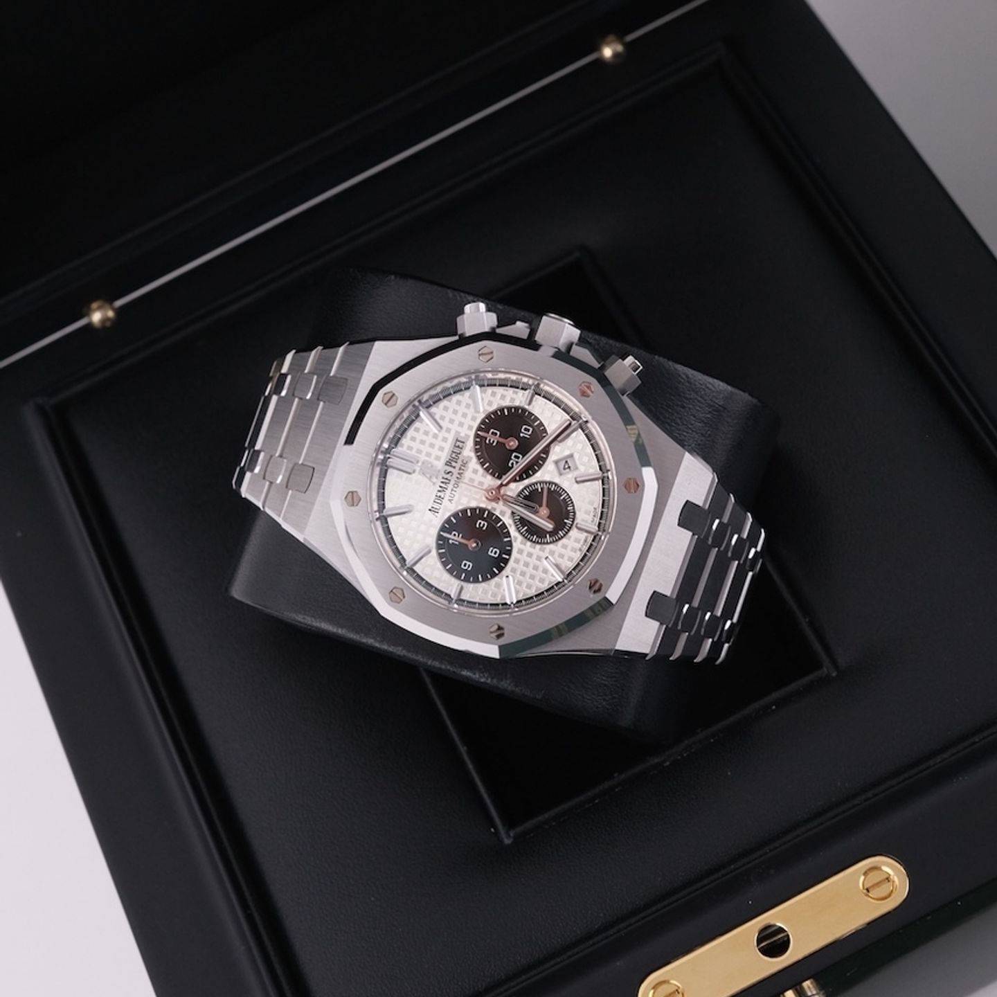Audemars Piguet Royal Oak Chronograph 26331ST.OO.1220ST.03 - (2/8)