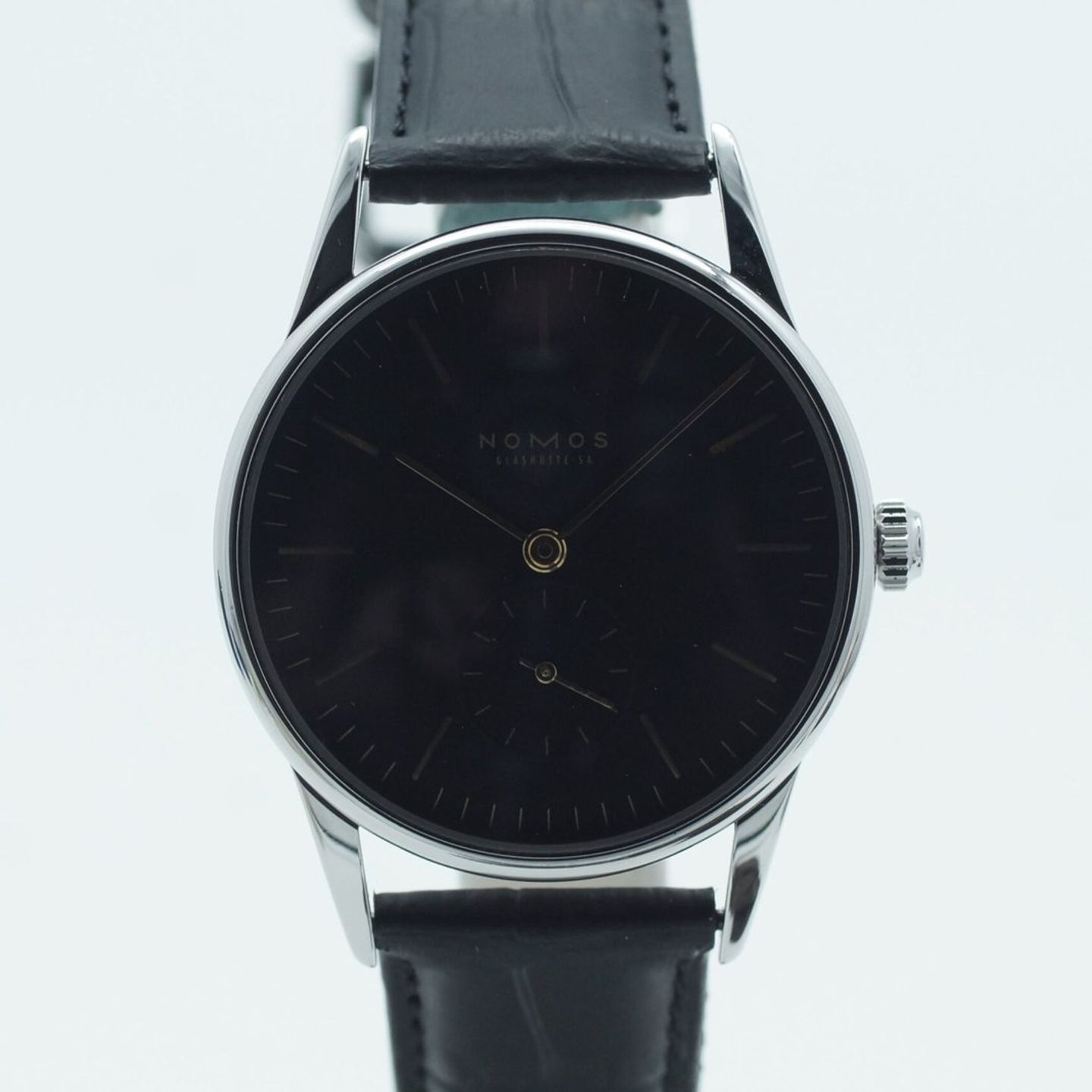 NOMOS Orion 332 - (2/8)