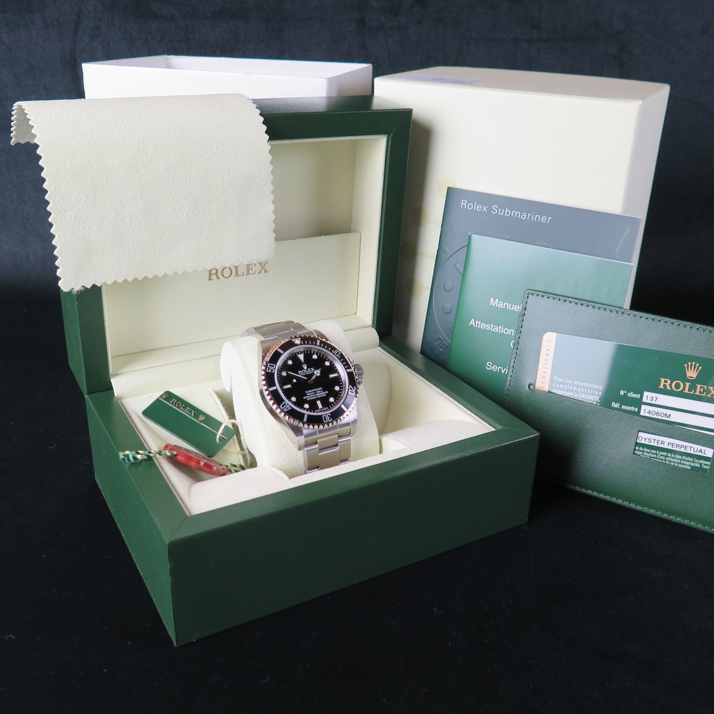 Rolex Submariner No Date 14060M - (8/8)