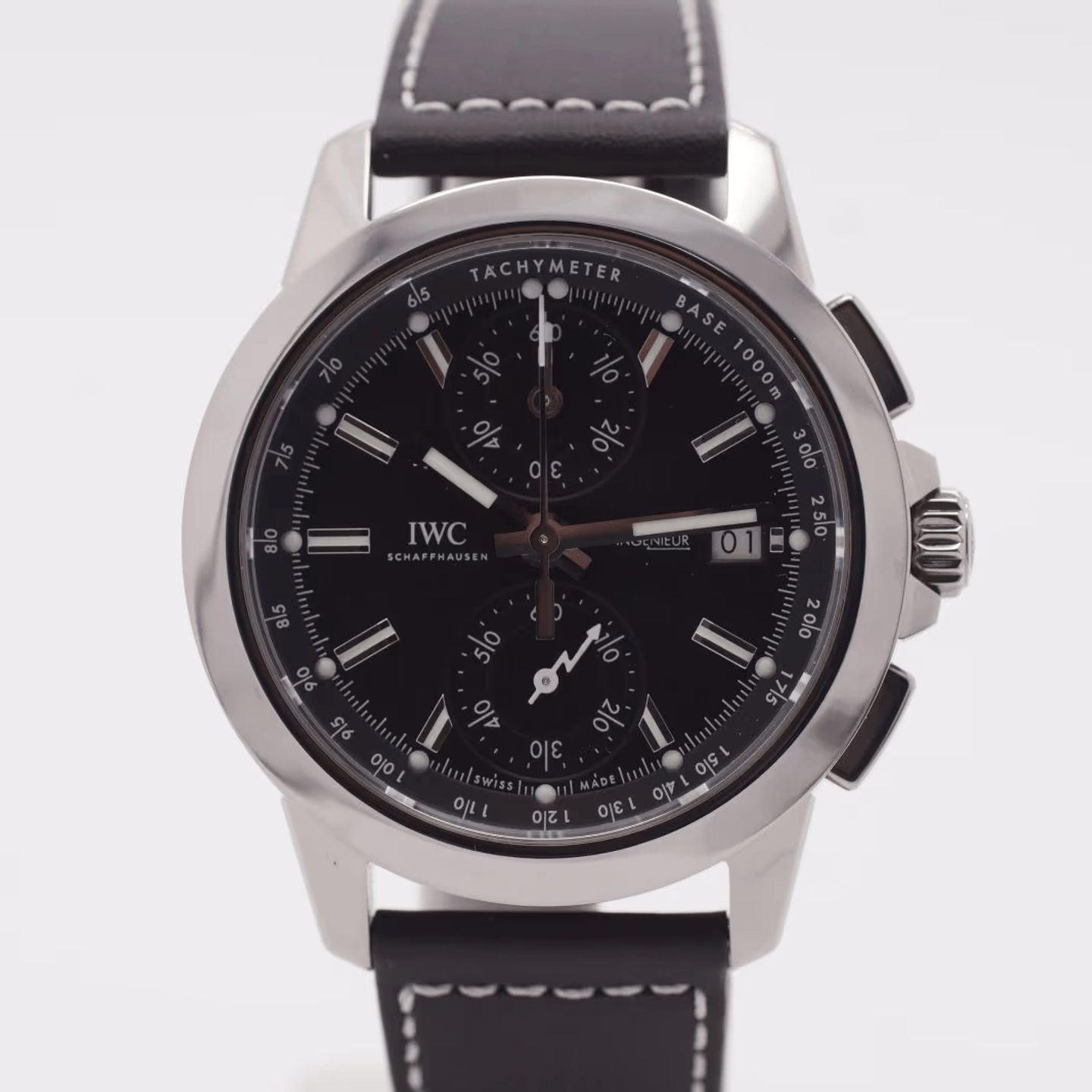 IWC Ingenieur Chronograph IW380901 (2017) - Black dial 44 mm Titanium case (2/8)