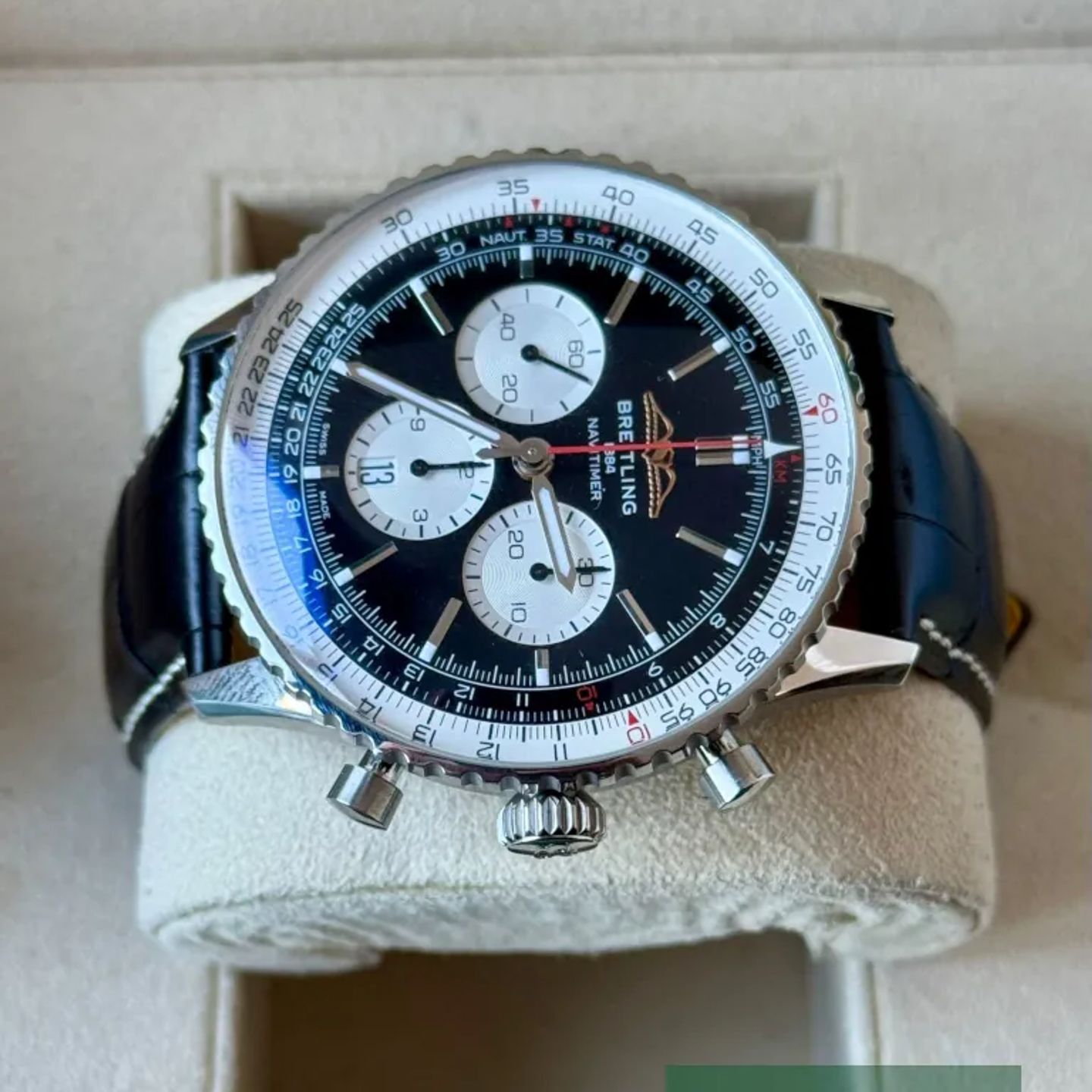 Breitling Navitimer 01 (46 MM) AB0137211B1P1 - (4/7)