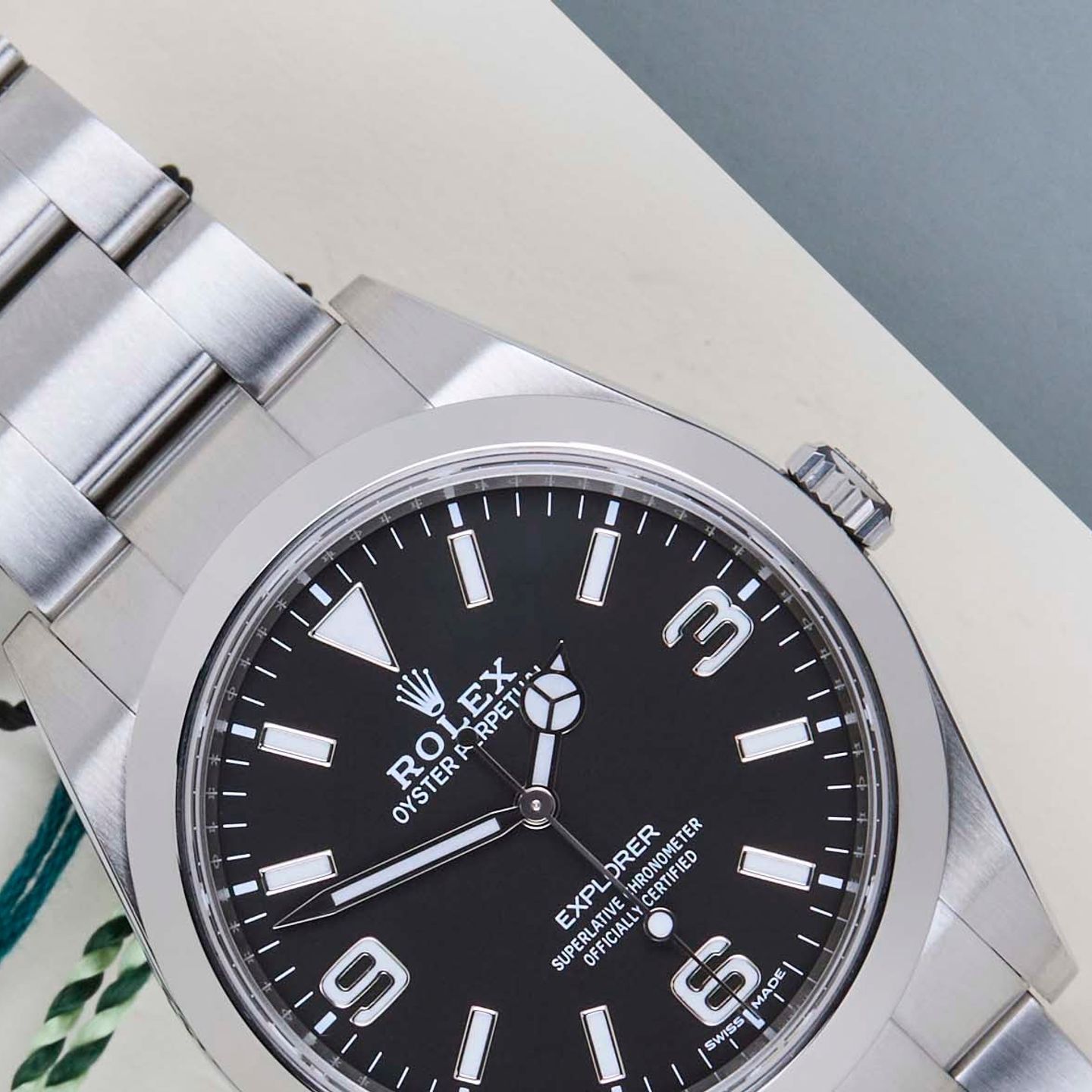 Rolex Explorer 214270 - (3/8)