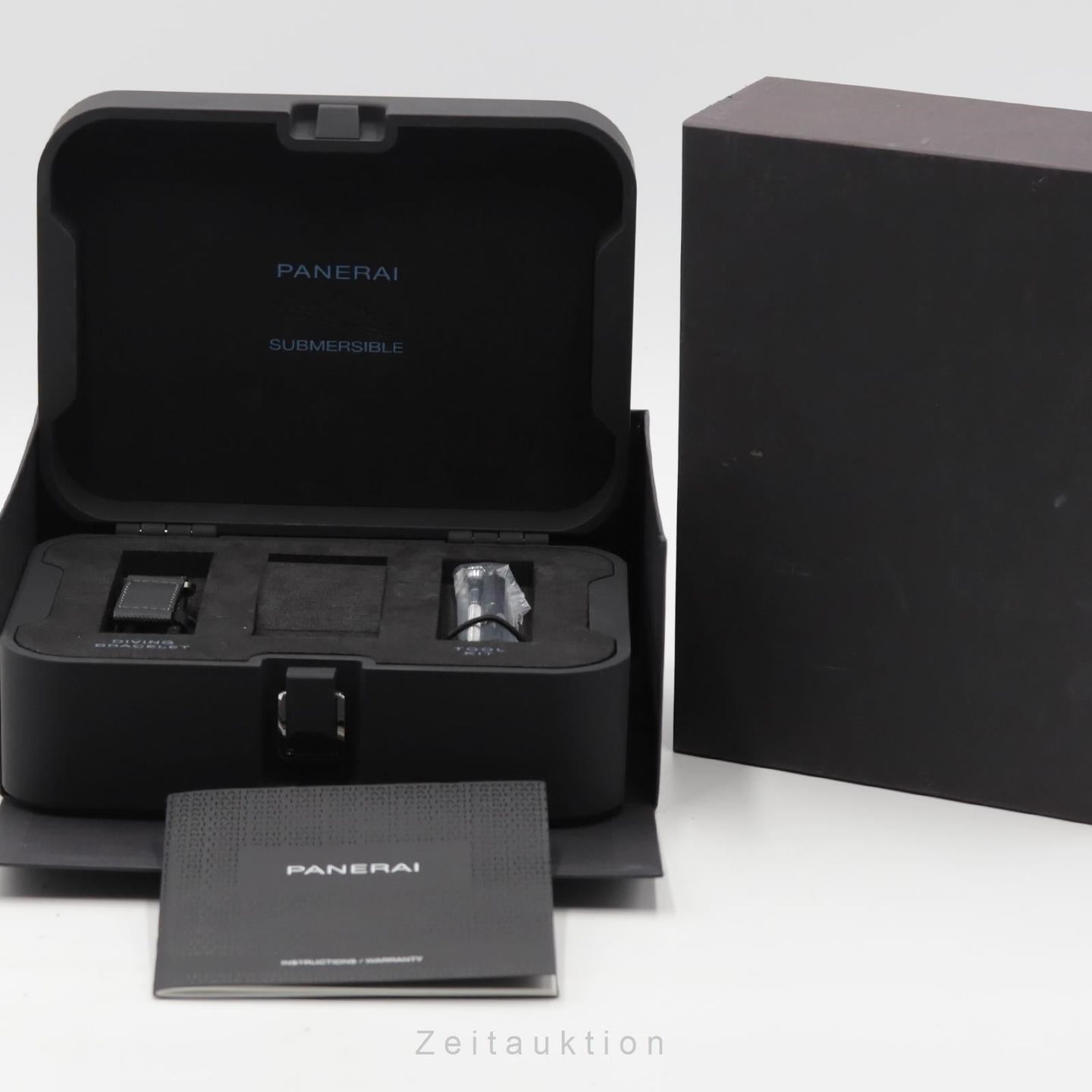 Panerai Luminor Submersible PAM01223 - (7/8)