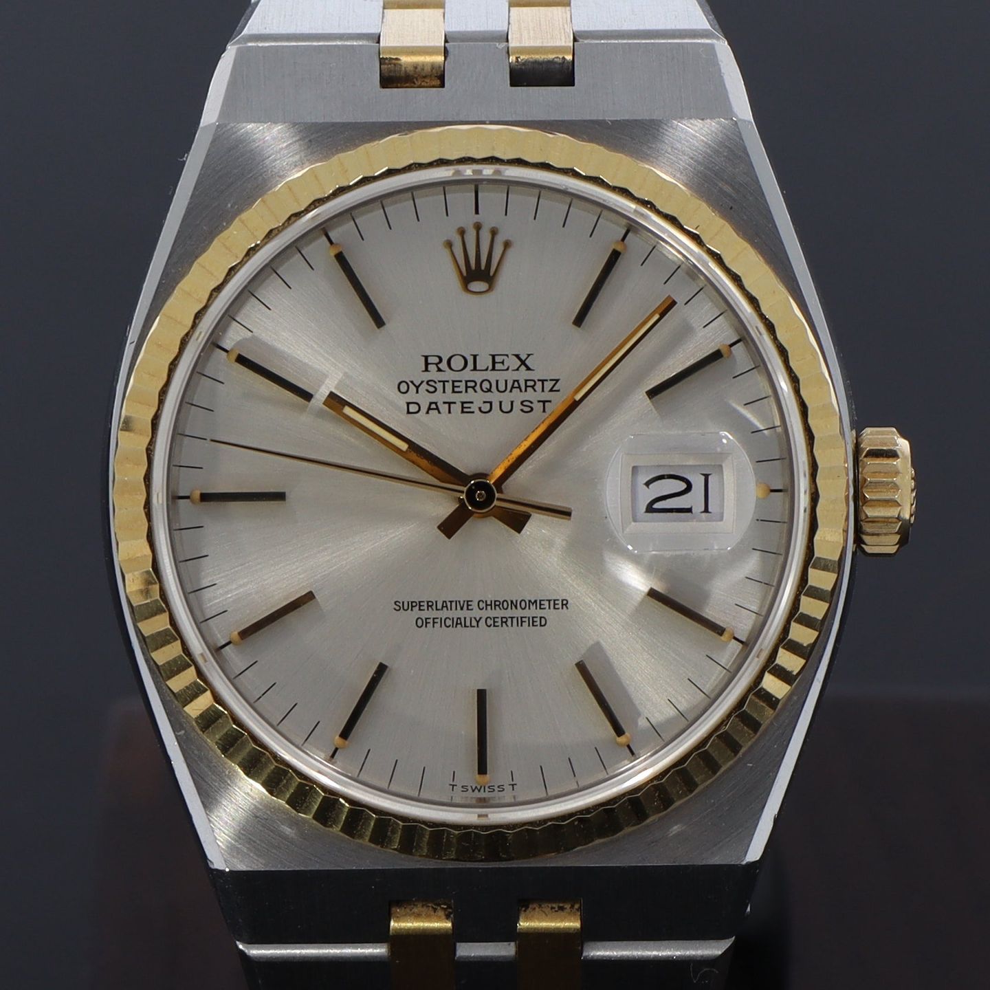Rolex Datejust Oysterquartz 17013 (1987) - Champagne dial 42 mm Gold/Steel case (1/8)