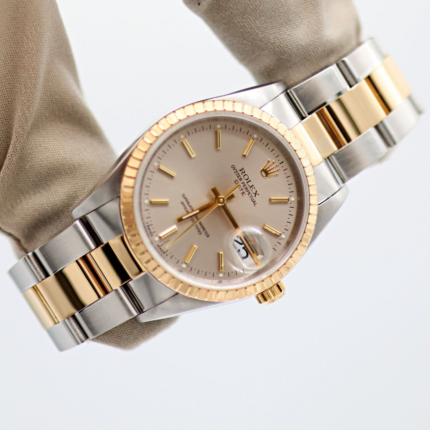Rolex Oyster Perpetual Date 15233 - (5/8)
