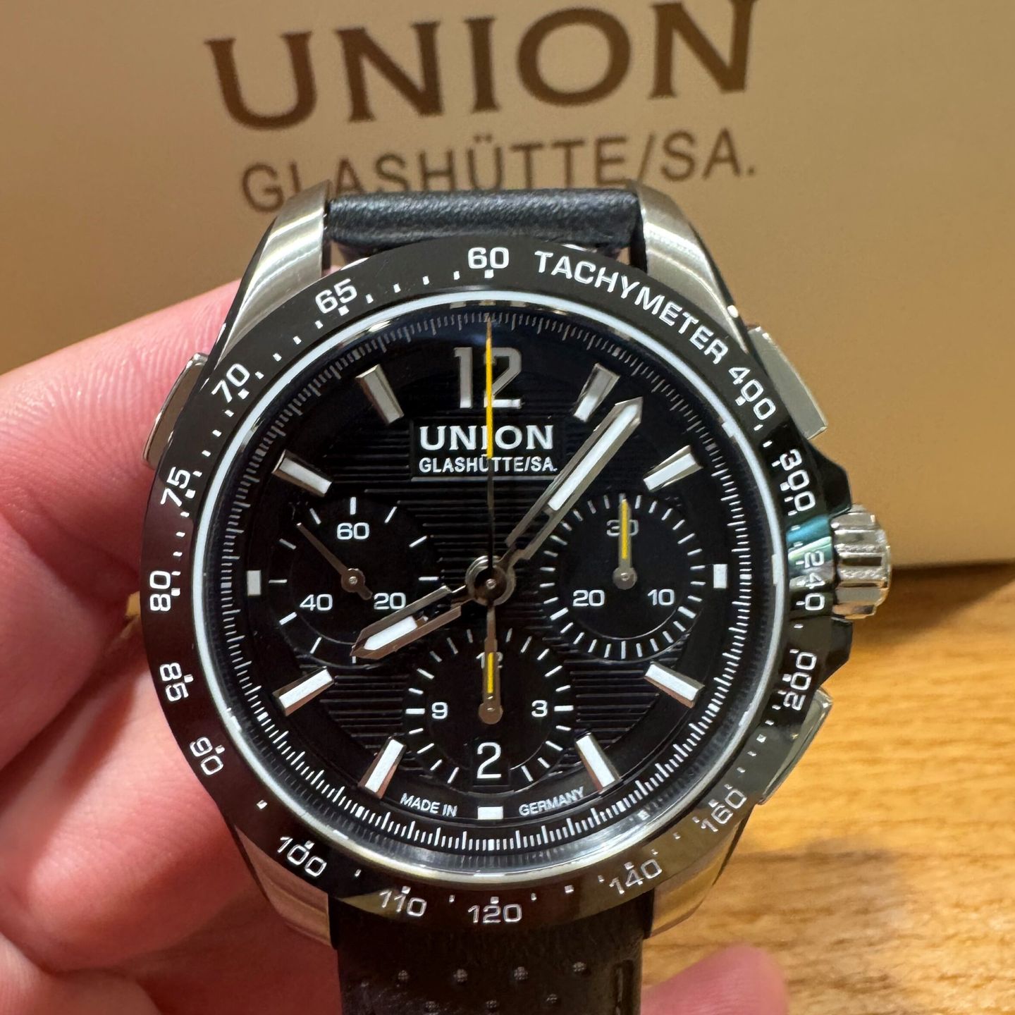 Union Glashütte Belisar Chronograph D014.927.16.057.00 (2024) - Black dial 43 mm Steel case (1/1)