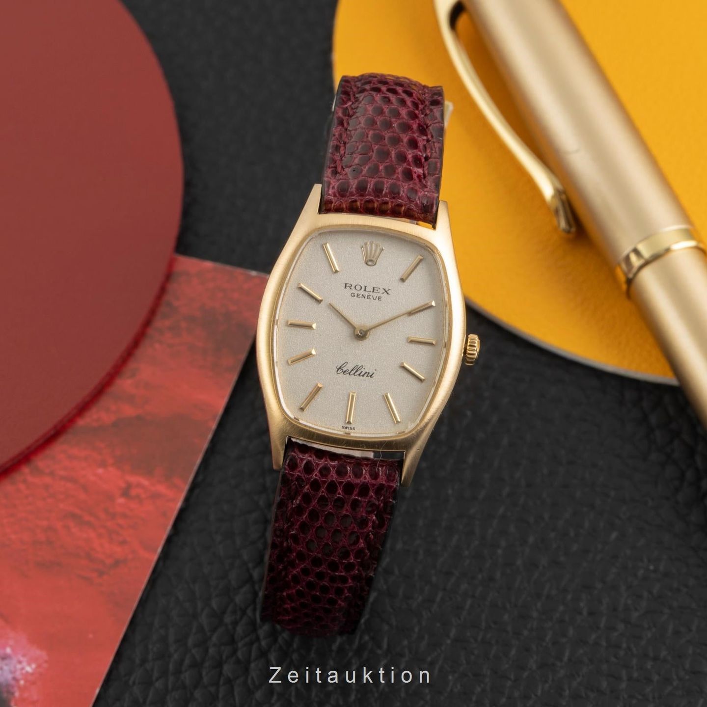 Rolex Cellini 3803 (1973) - Silver dial 32 mm Yellow Gold case (3/8)