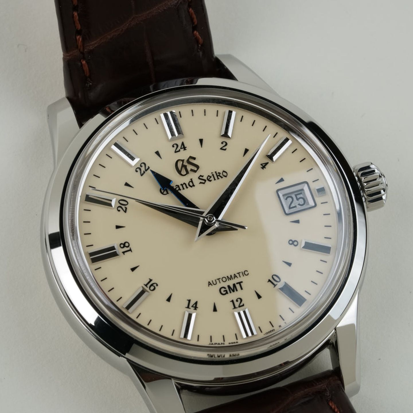 Grand Seiko Elegance Collection SBGM221 - (3/8)
