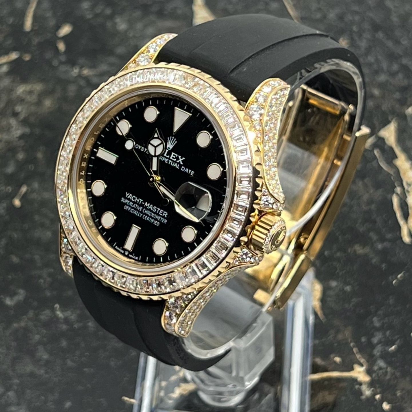 Rolex Yacht-Master 42 226668TBR (2024) - Black dial 42 mm Yellow Gold case (6/8)