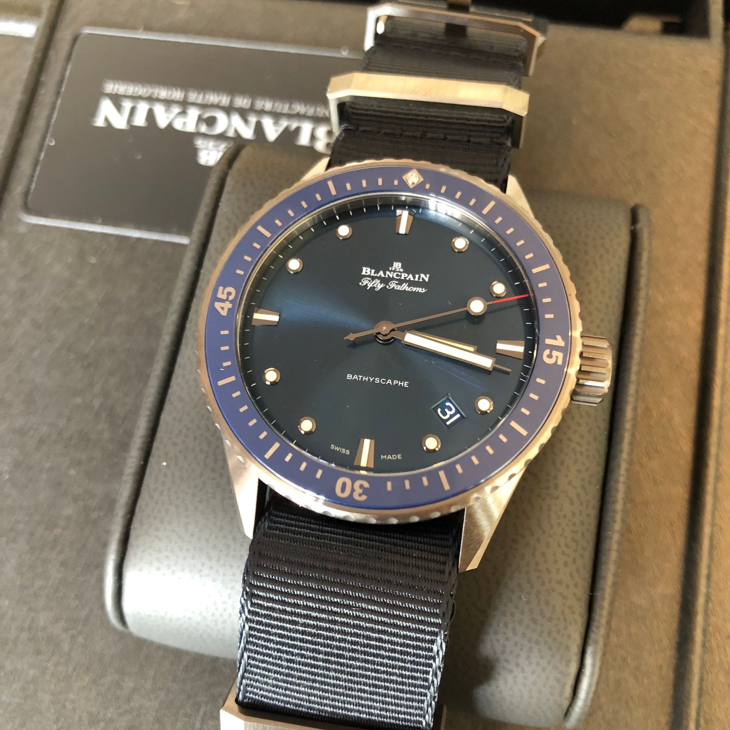 Blancpain Fifty Fathoms Bathyscaphe 5000-0240-NAOA (2024) - Blue dial 44 mm Ceramic case (2/3)