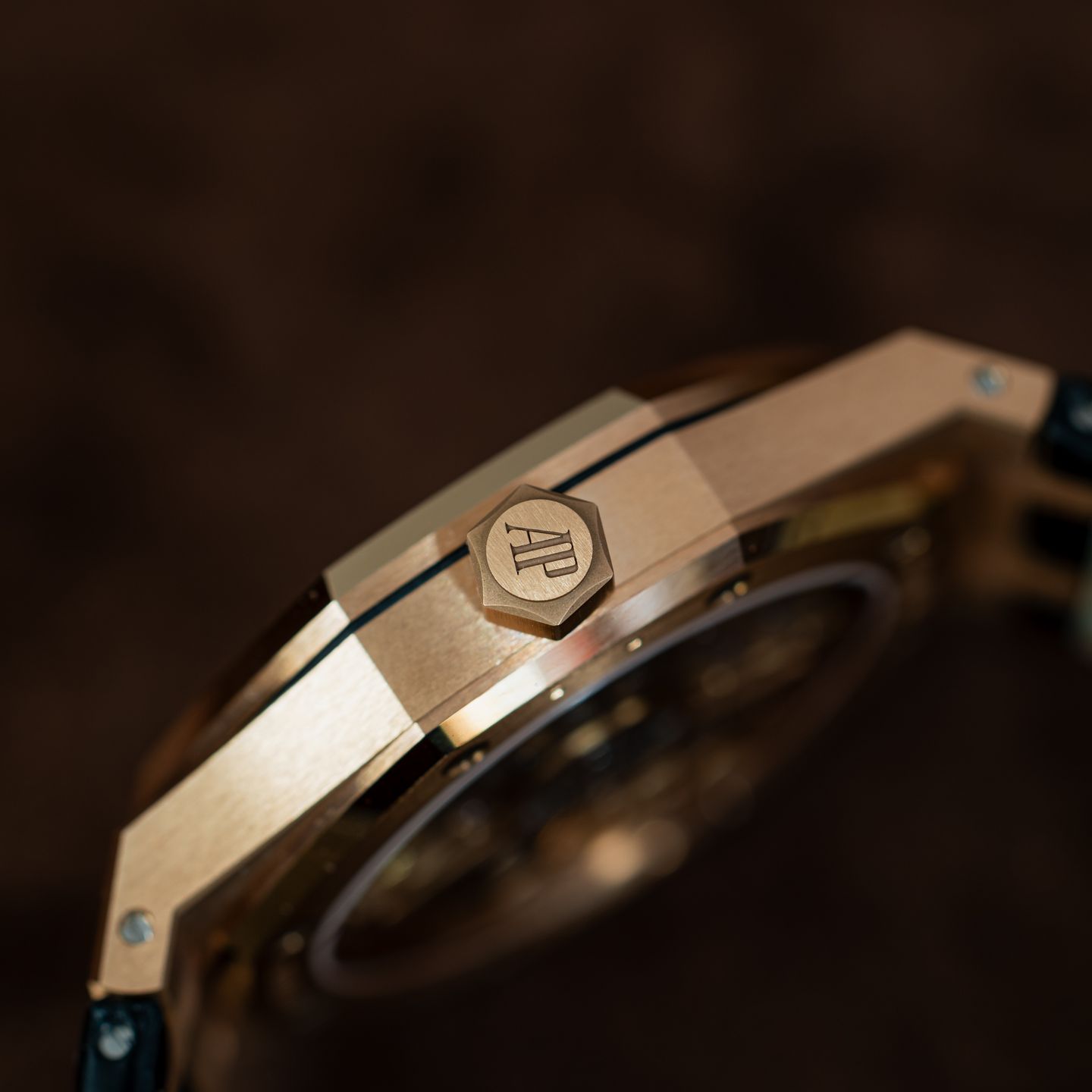 Audemars Piguet Royal Oak Selfwinding 15500OR.OO.D002CR.01 (2021) - Zwart wijzerplaat 41mm Roségoud (5/8)