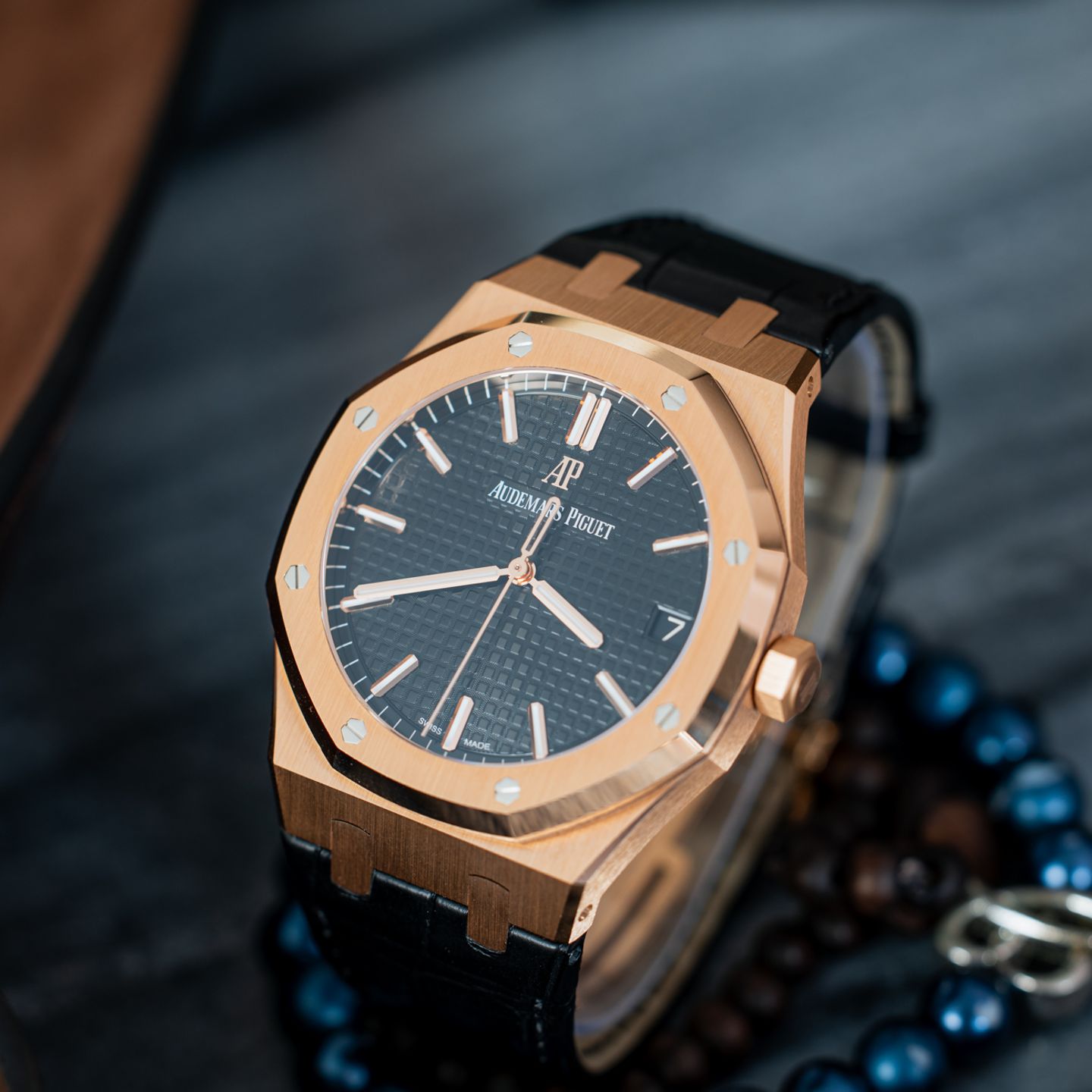 Audemars Piguet Royal Oak Selfwinding 15500OR.OO.D002CR.01 (2021) - Zwart wijzerplaat 41mm Roségoud (8/8)