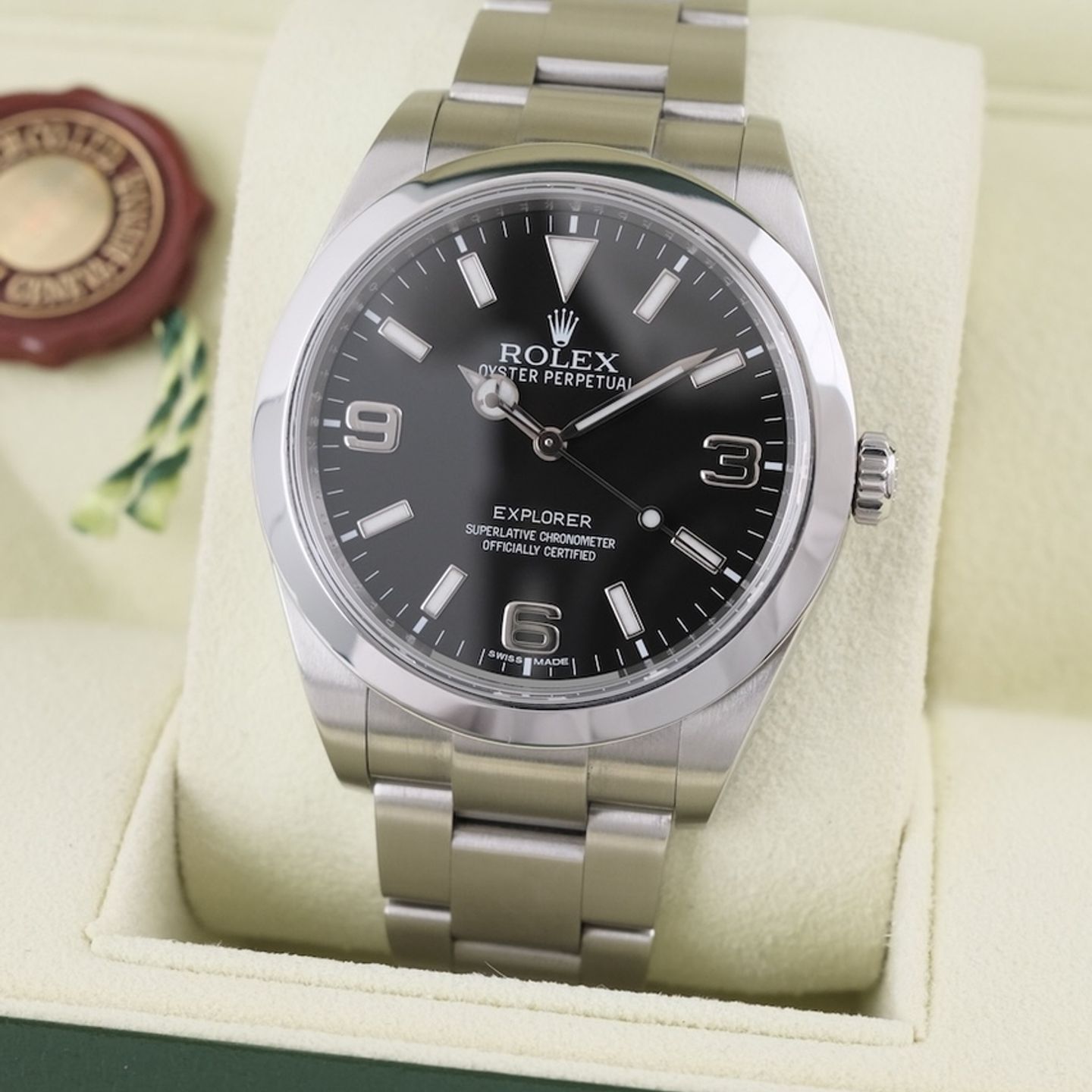 Rolex Explorer 214270 - (3/8)