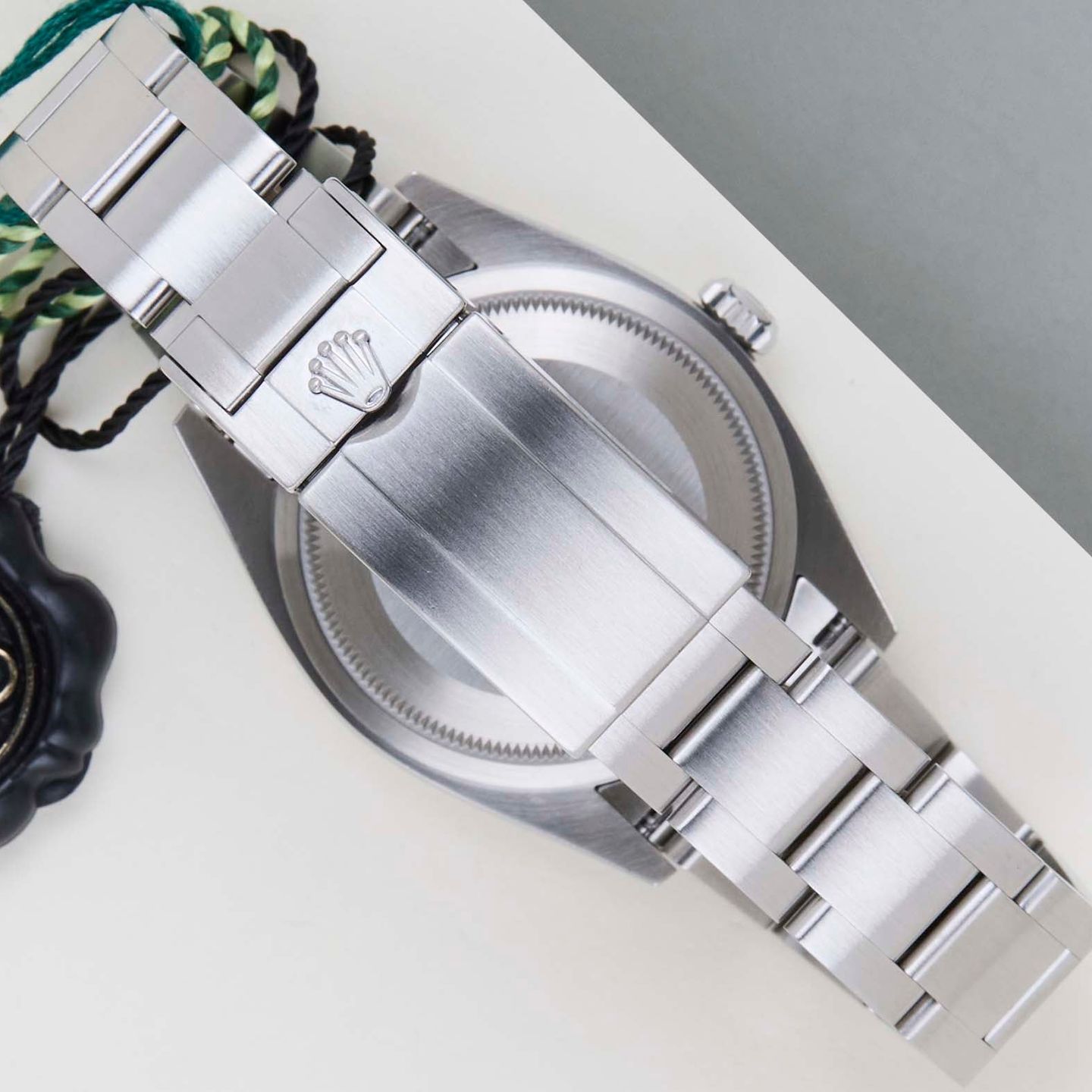 Rolex Explorer 124270 (2023) - Zwart wijzerplaat 36mm Staal (6/8)