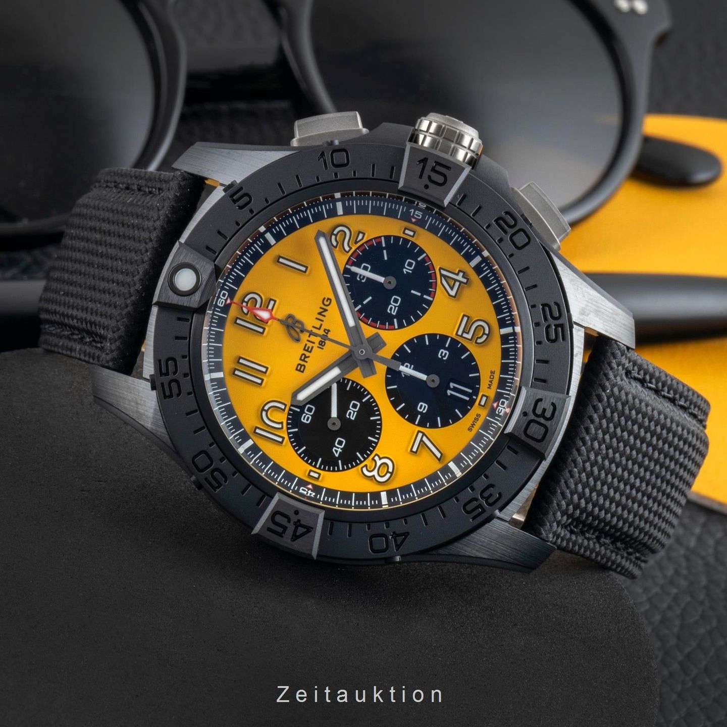 Breitling Avenger SB0147101I1X2 - (2/8)