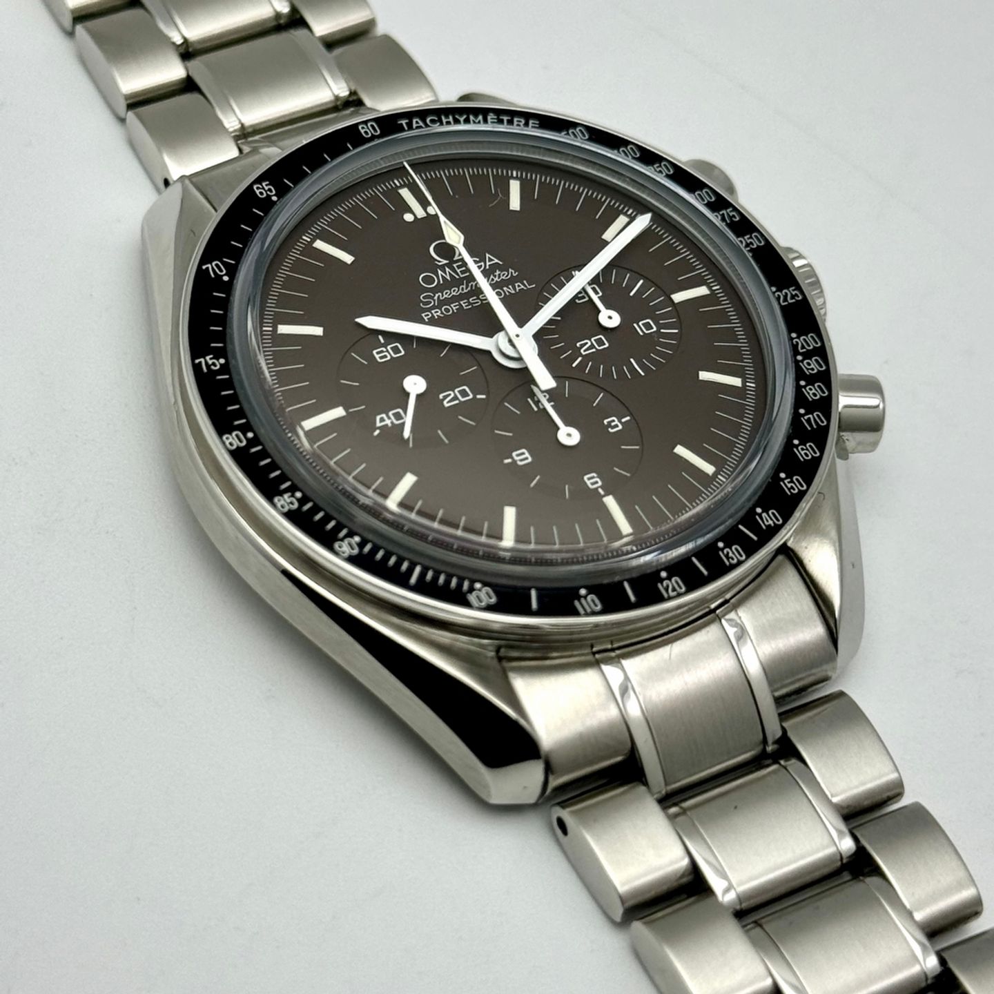 Omega Speedmaster Professional Moonwatch 311.30.42.30.13.001 (2014) - Brown dial 42 mm Steel case (6/10)