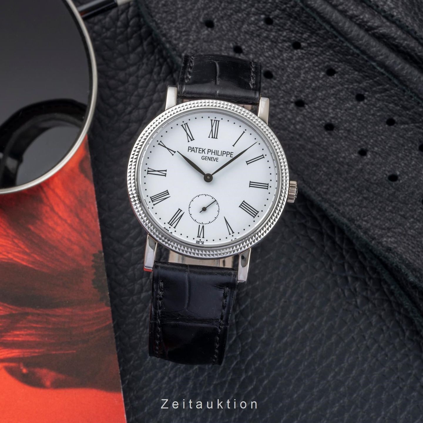 Patek Philippe Calatrava 7119/1G - (3/8)