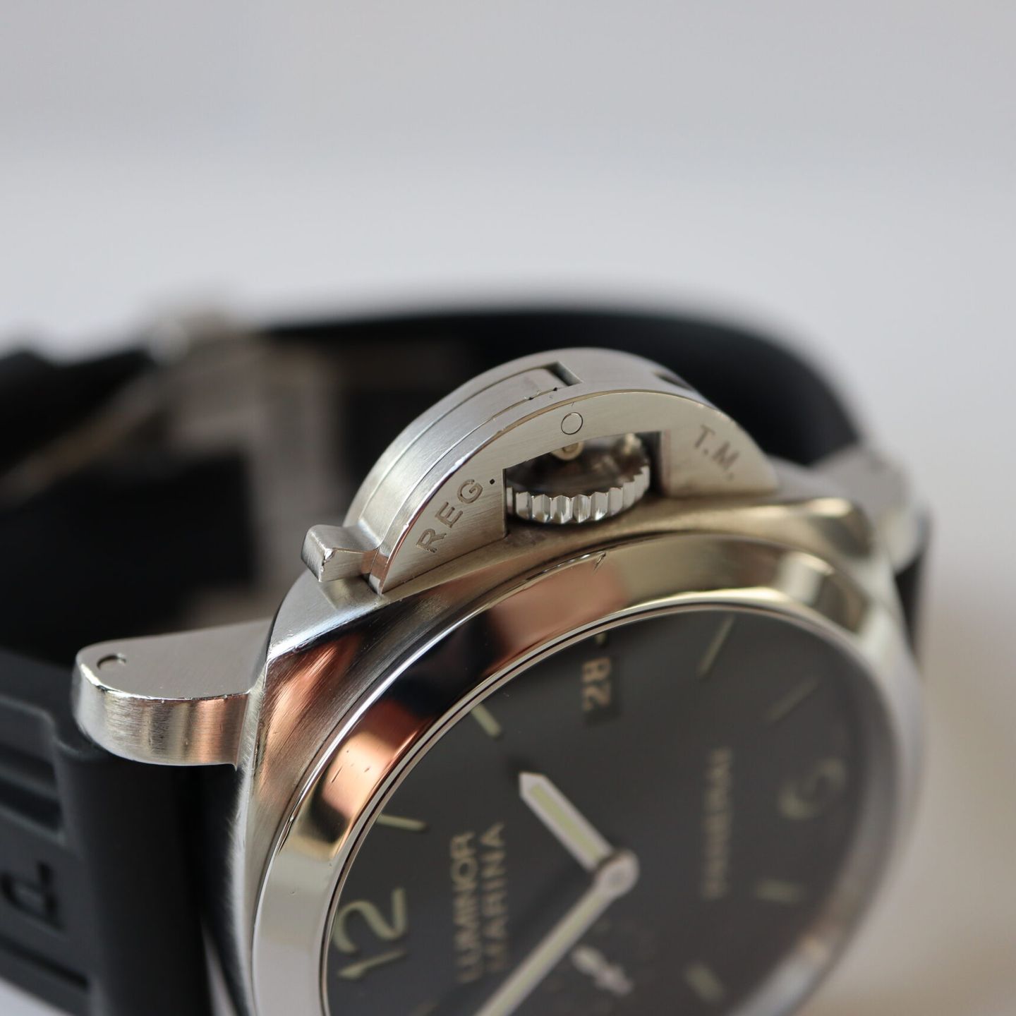 Panerai Luminor Marina 1950 3 Days Automatic PAM00312 (2013) - Black dial 44 mm Steel case (7/8)