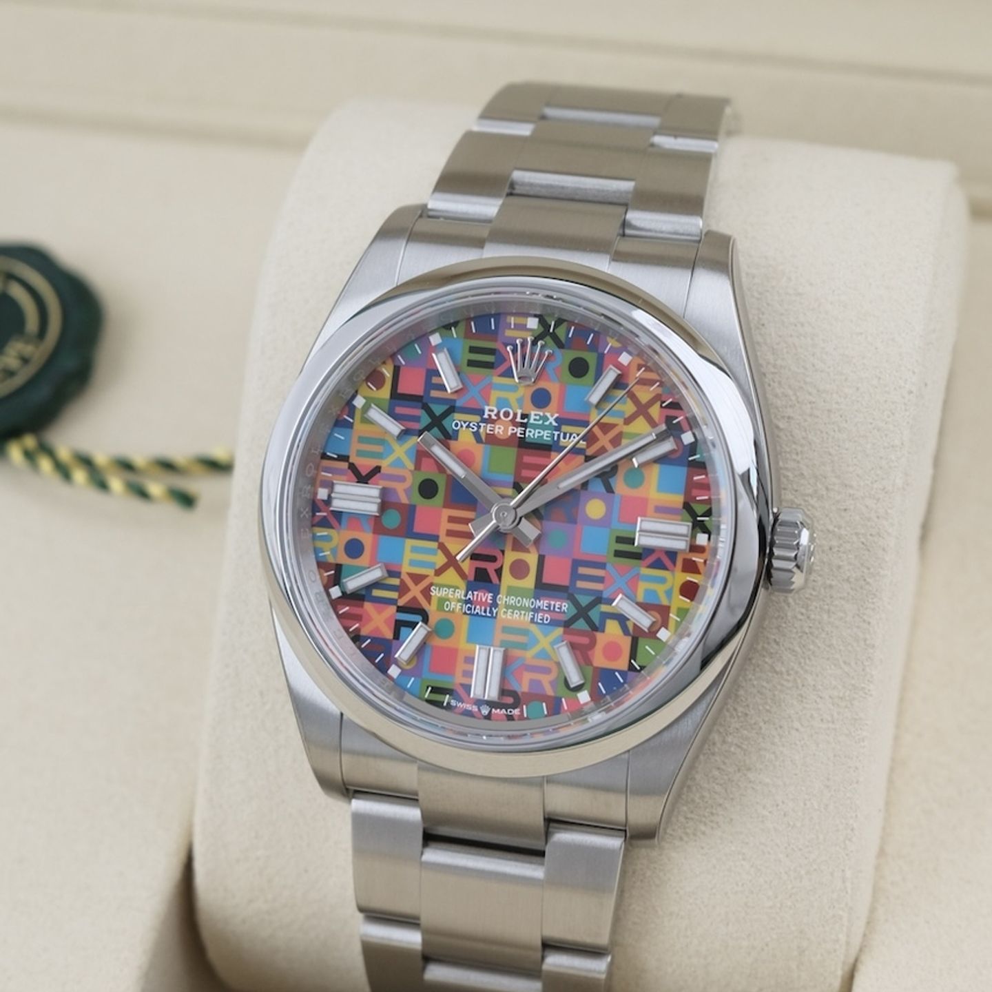 Rolex Oyster Perpetual 36 126000 - (2/8)