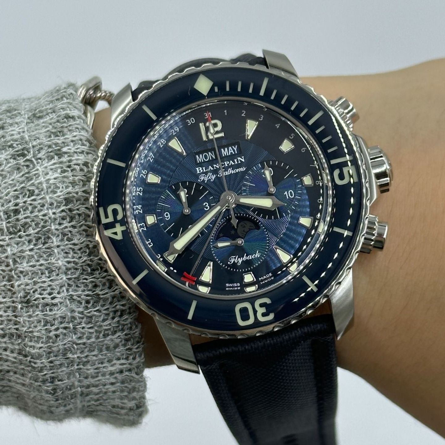 Blancpain Fifty Fathoms 5066F-1140-52B (2024) - Blauw wijzerplaat 45mm Staal (2/8)