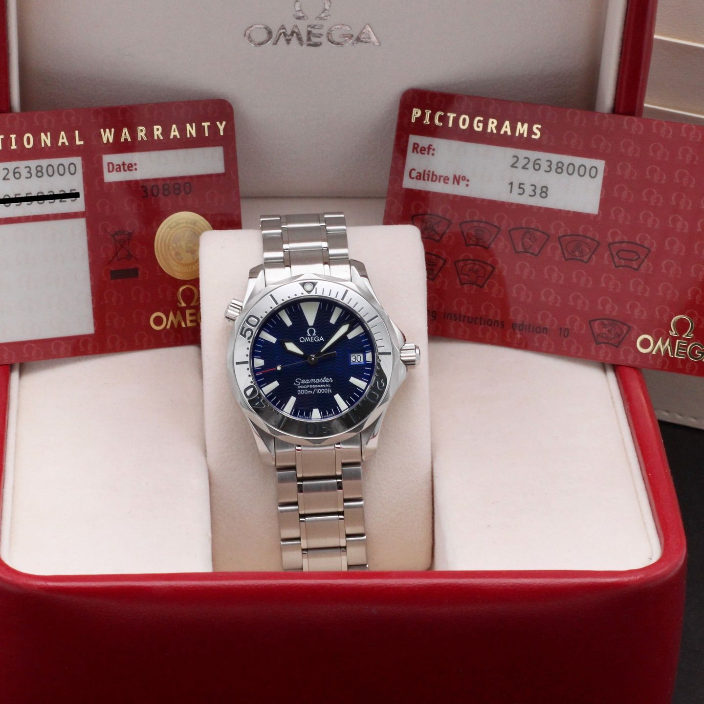 Omega Seamaster Diver 300 M 2263.80.00 (1999) - Blue dial 36 mm Steel case (3/8)