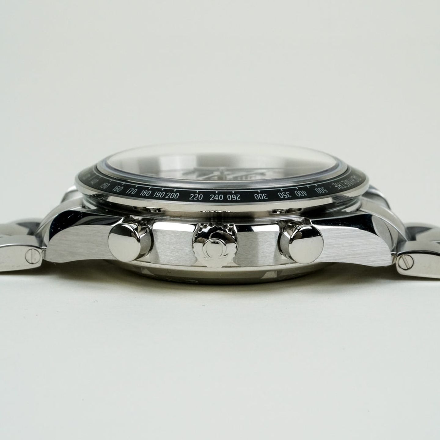 Omega Speedmaster Racing 326.30.40.50.01.001 (2025) - Black dial 40 mm Steel case (7/8)