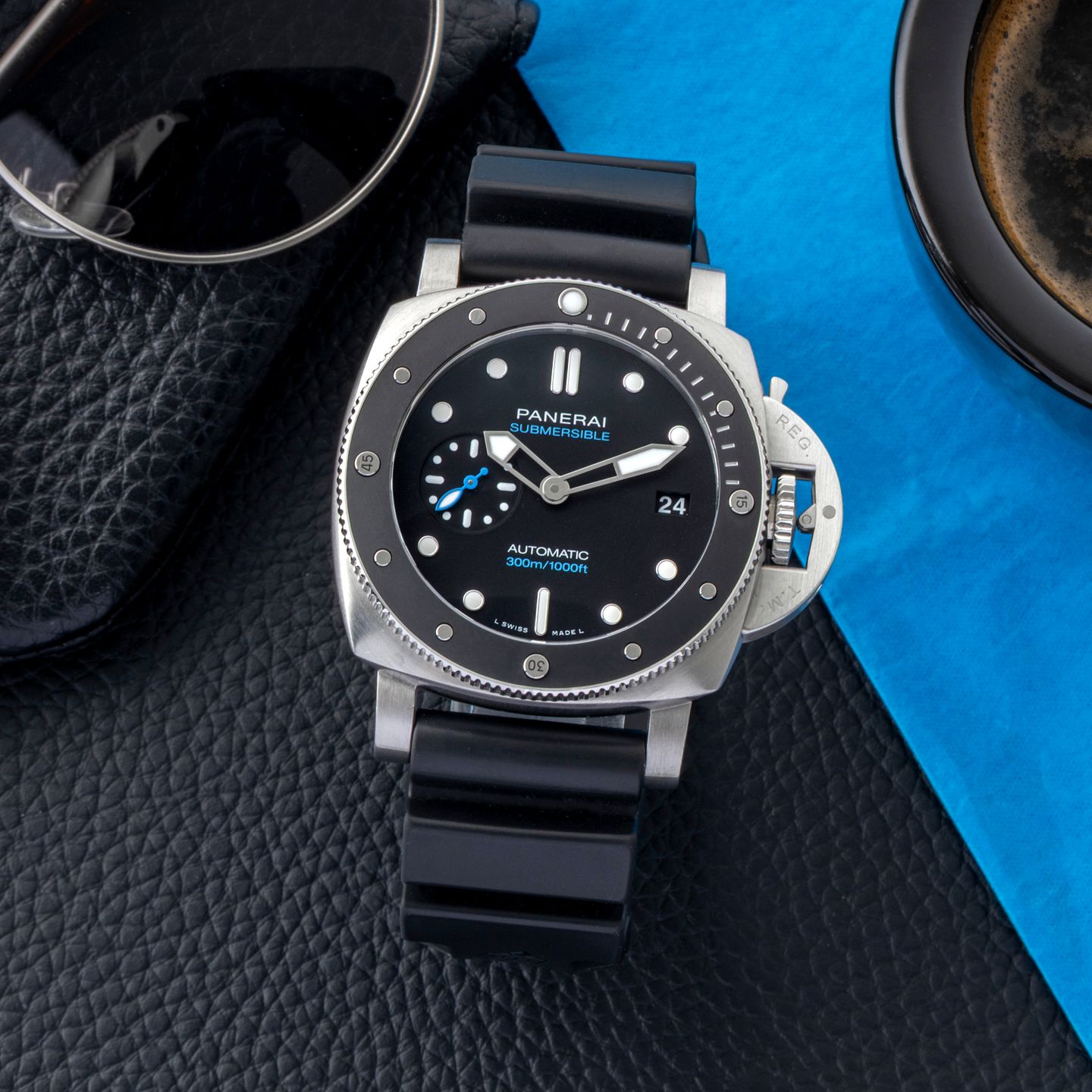 Panerai Luminor Submersible PAM00683 - (1/8)