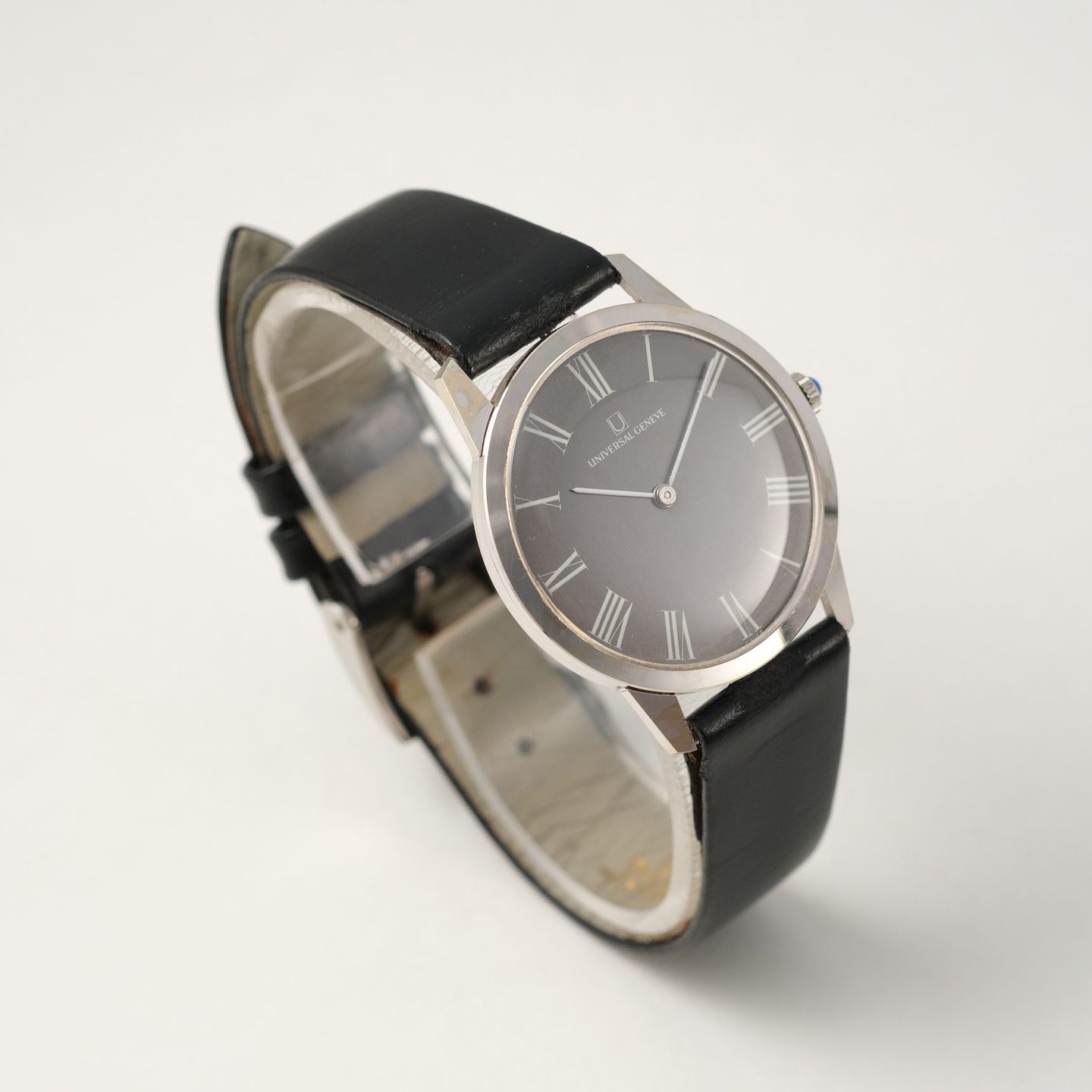 Universal Genève Vintage Unknown (1965) - Grey dial 31 mm White Gold case (4/4)