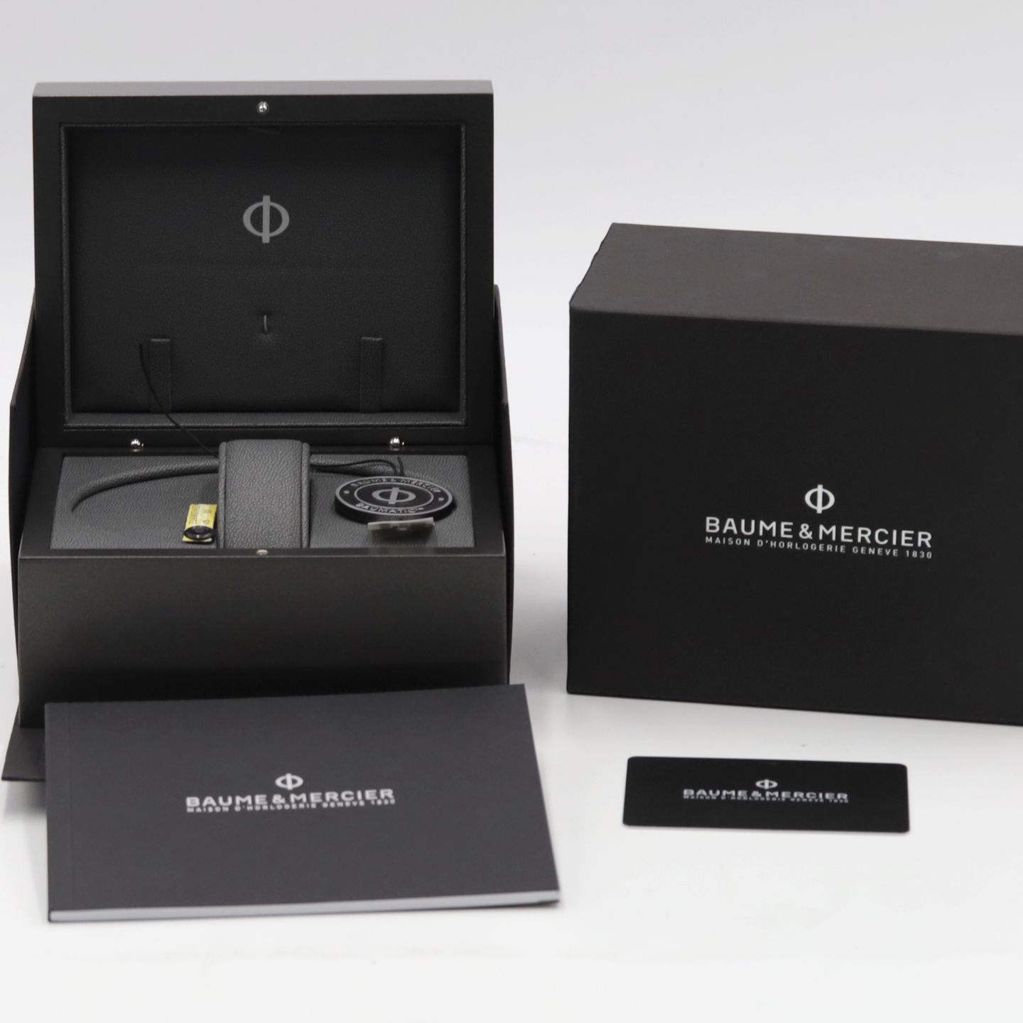 Baume & Mercier Clifton M0A10550 (Onbekend (willekeurig serienummer)) - Grijs wijzerplaat 40mm Staal (8/8)