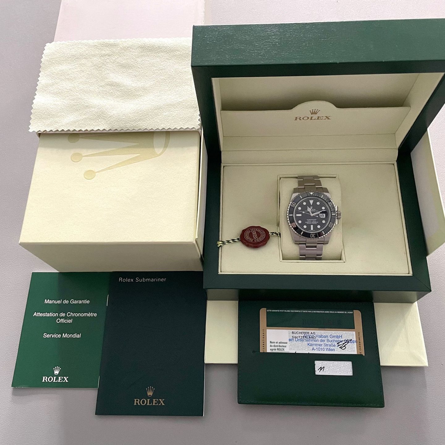 Rolex Submariner Date 116610LN - (2/2)