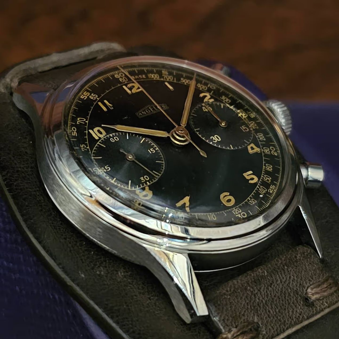 Angelus Vintage Unknown - (3/4)