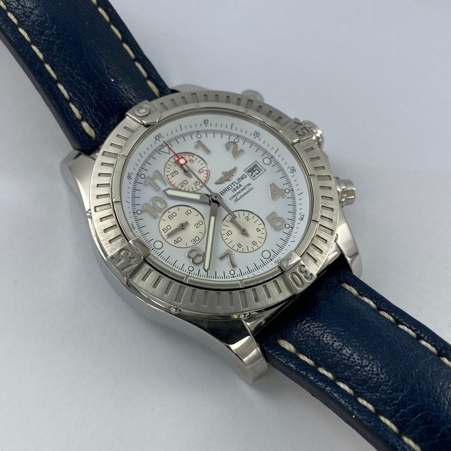 Breitling Super Avenger A13370 (Unknown (random serial)) - Pearl dial 48 mm Steel case (3/5)